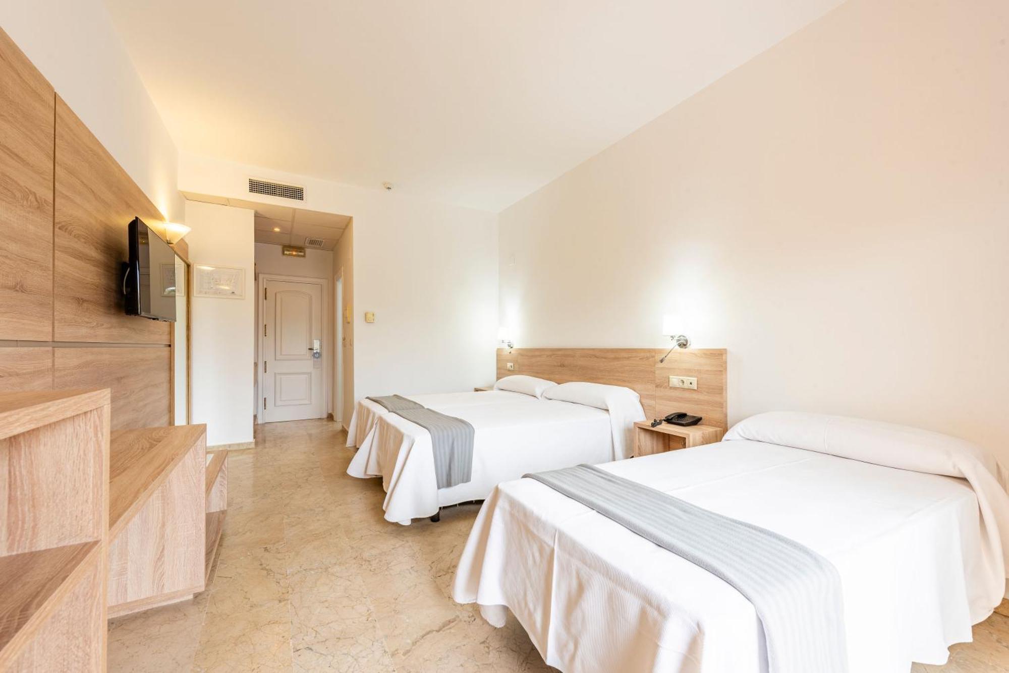 Toboso Hotel