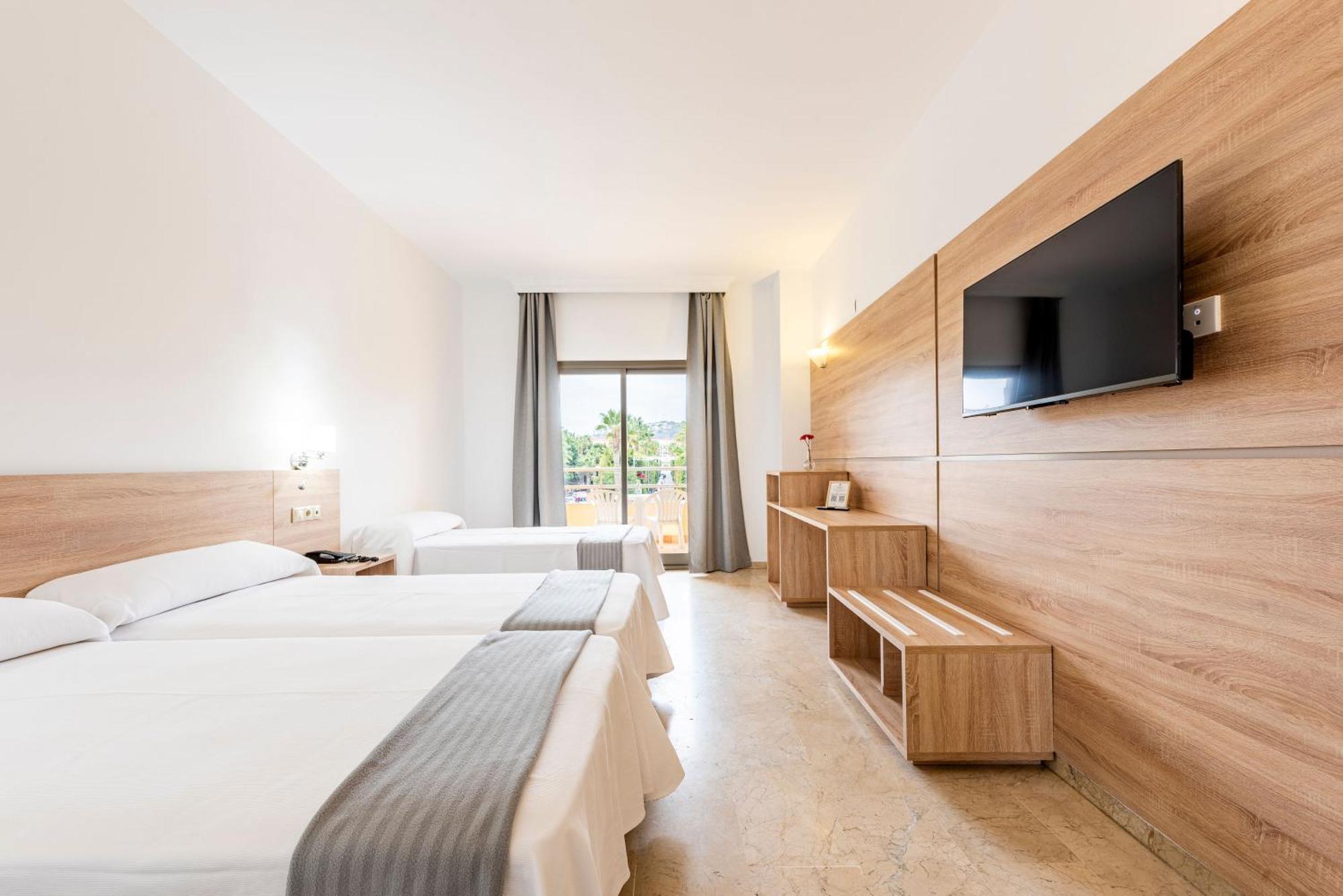 Toboso Hotel