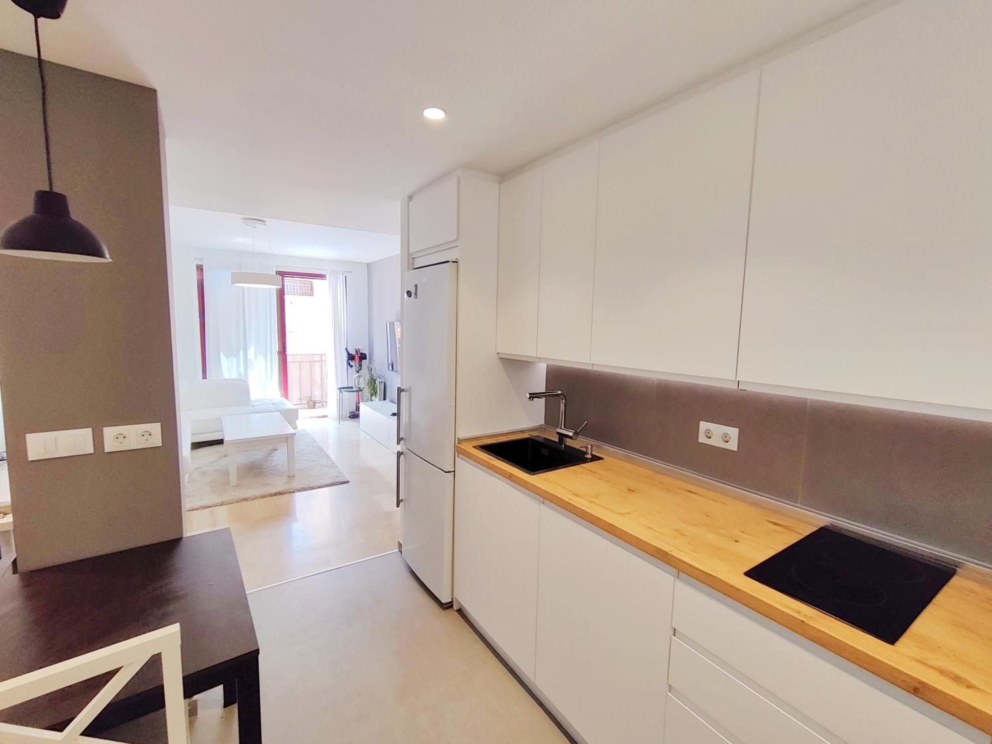 Apartamento Apartamento, Piscina Y Parking Tico Medina