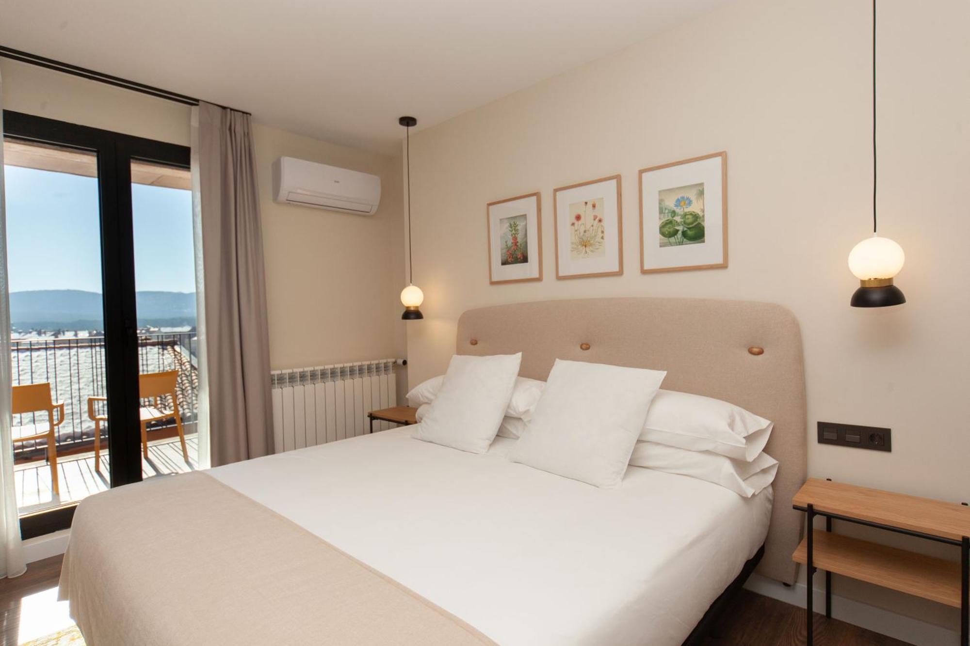 Duruelo Mountain Hotel
