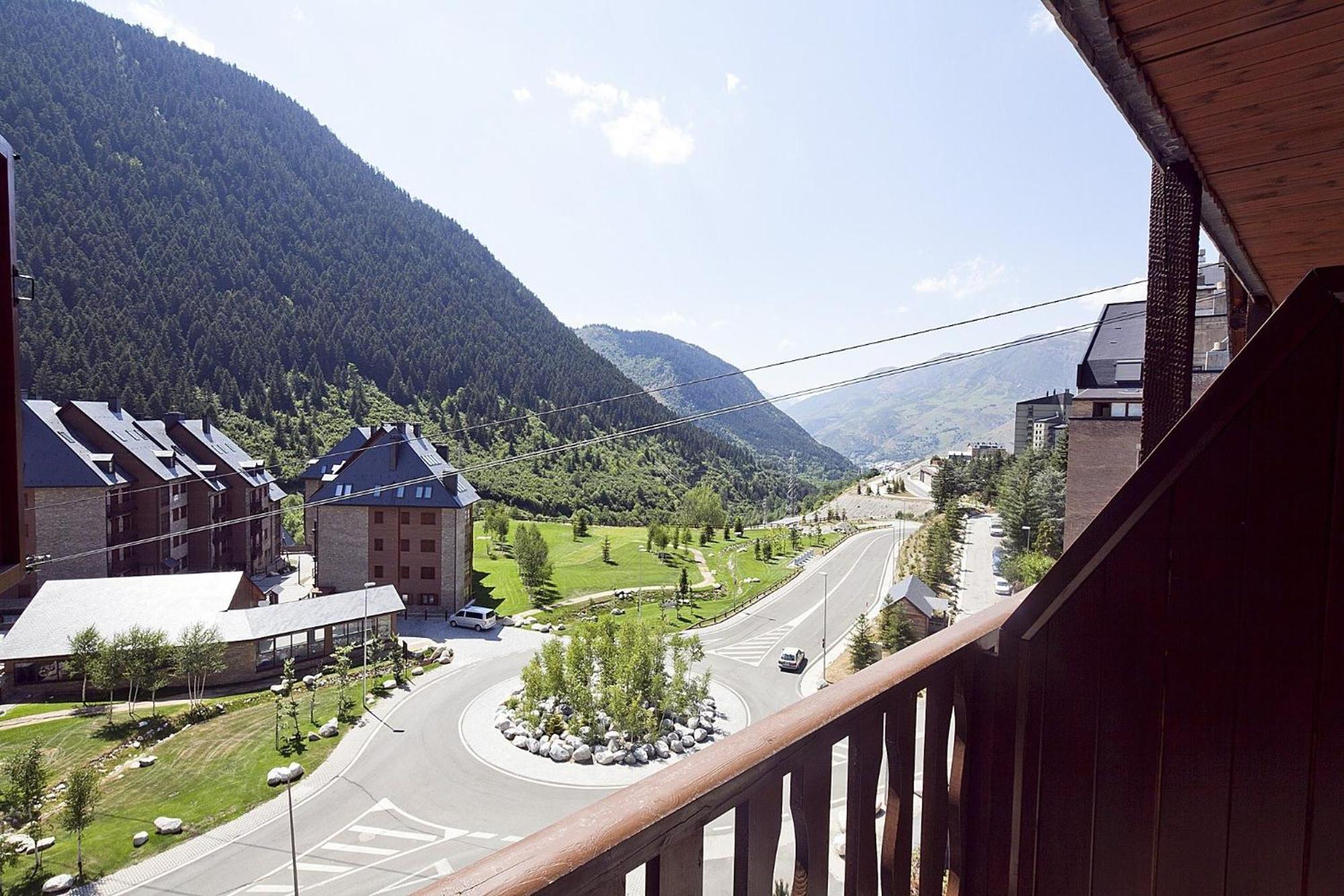 Luderna - Con Terraza Bonaigua B2 Salient *