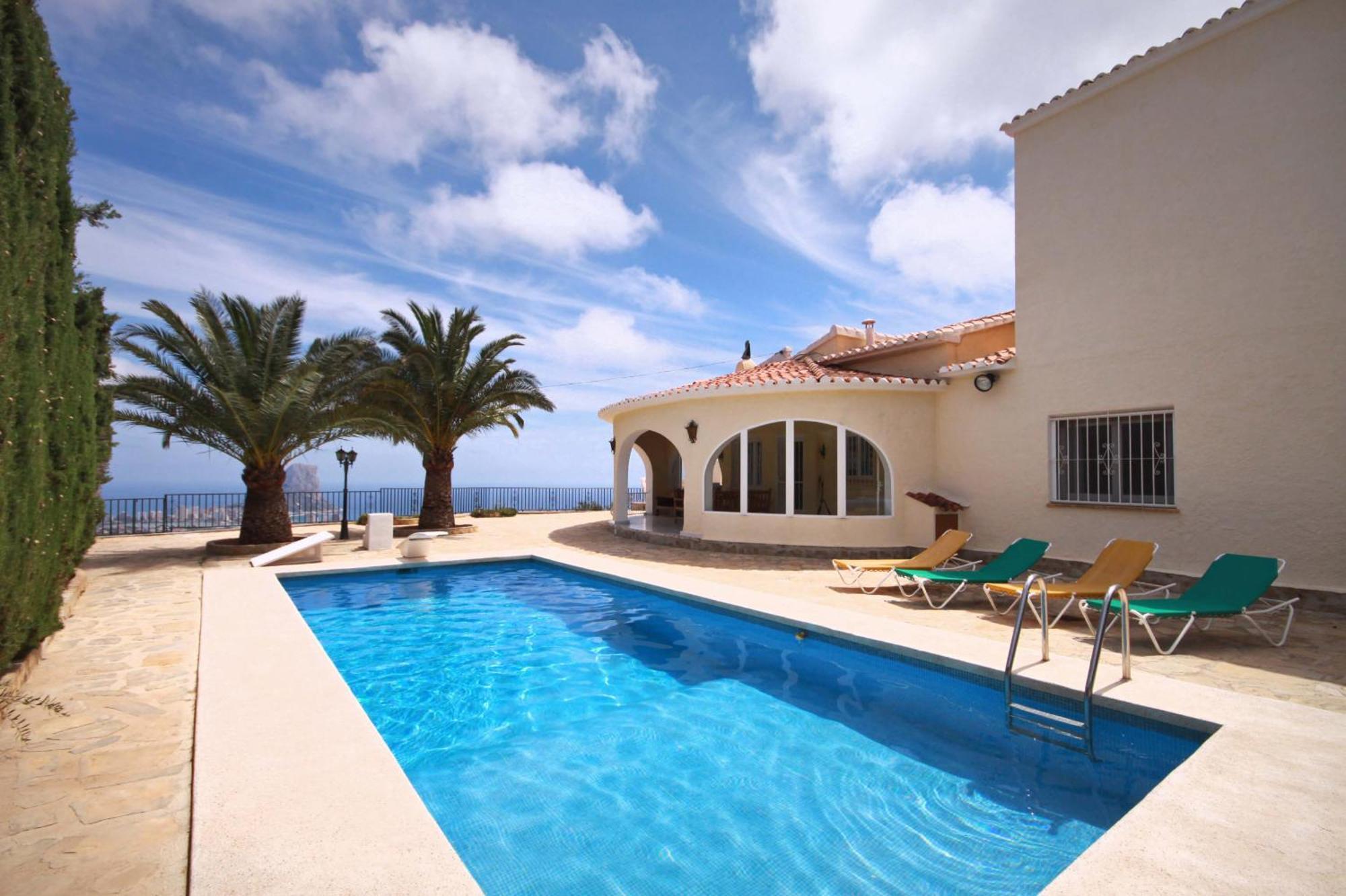 Alicia - Plusholidays Villa *