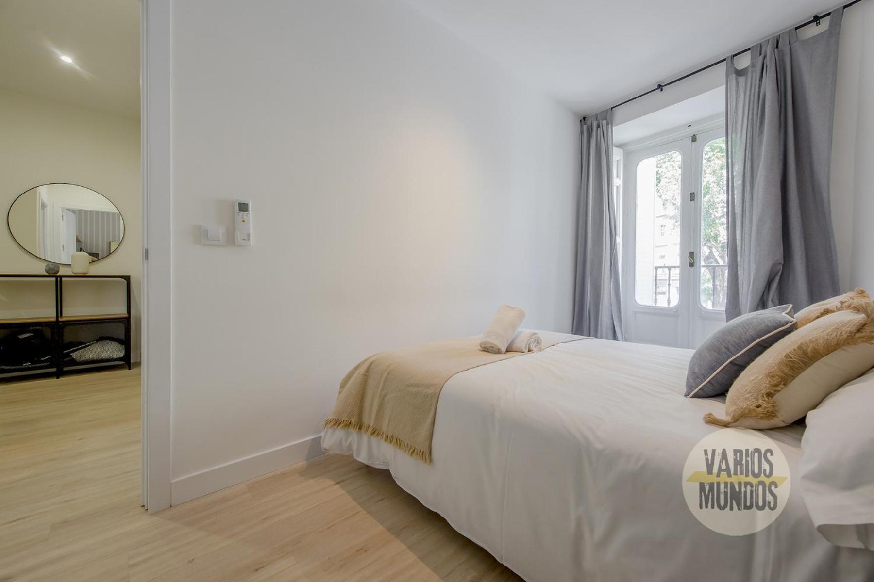 Spacious New Aparment 8pax En La Plaza De Tirso E1 Apartamento