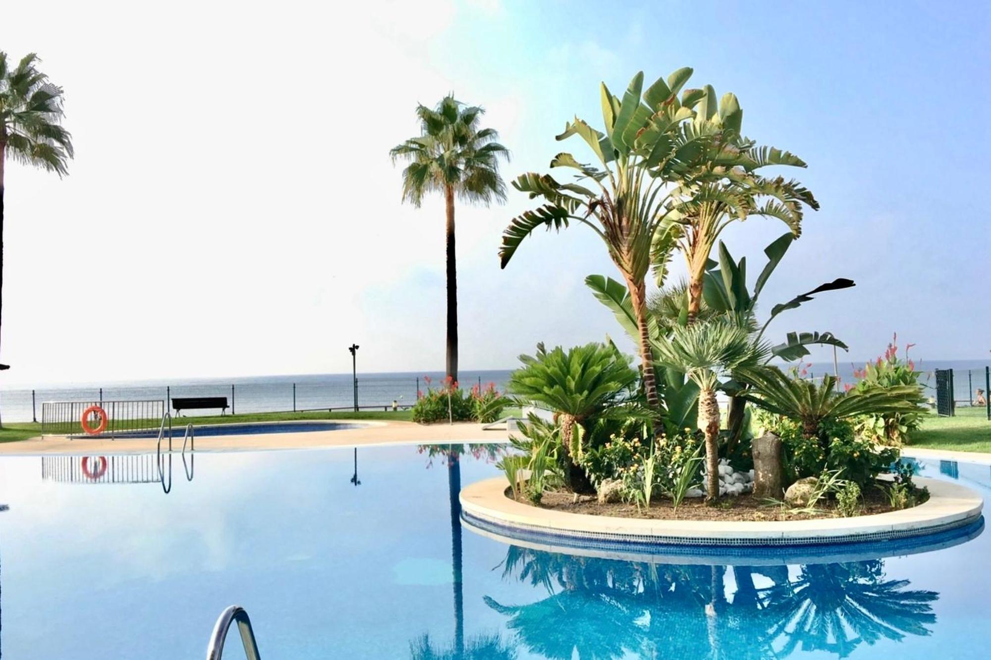 Mi Capricho Beachfront 401 - With Sea Views Costa Del Sol Apartamento *