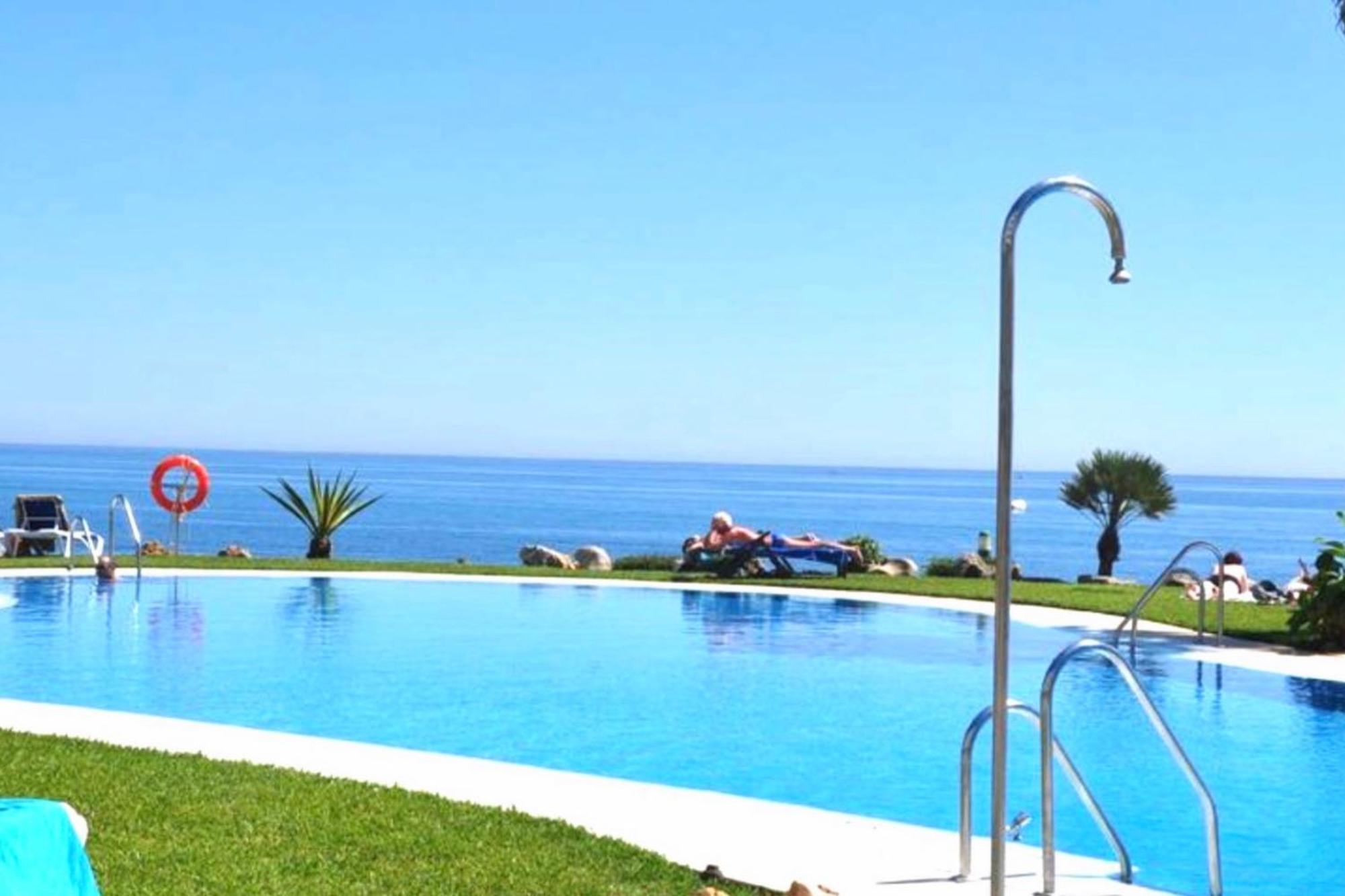 Apartamento Mi Capricho Beachfront 401 - With Sea Views Costa Del Sol *
