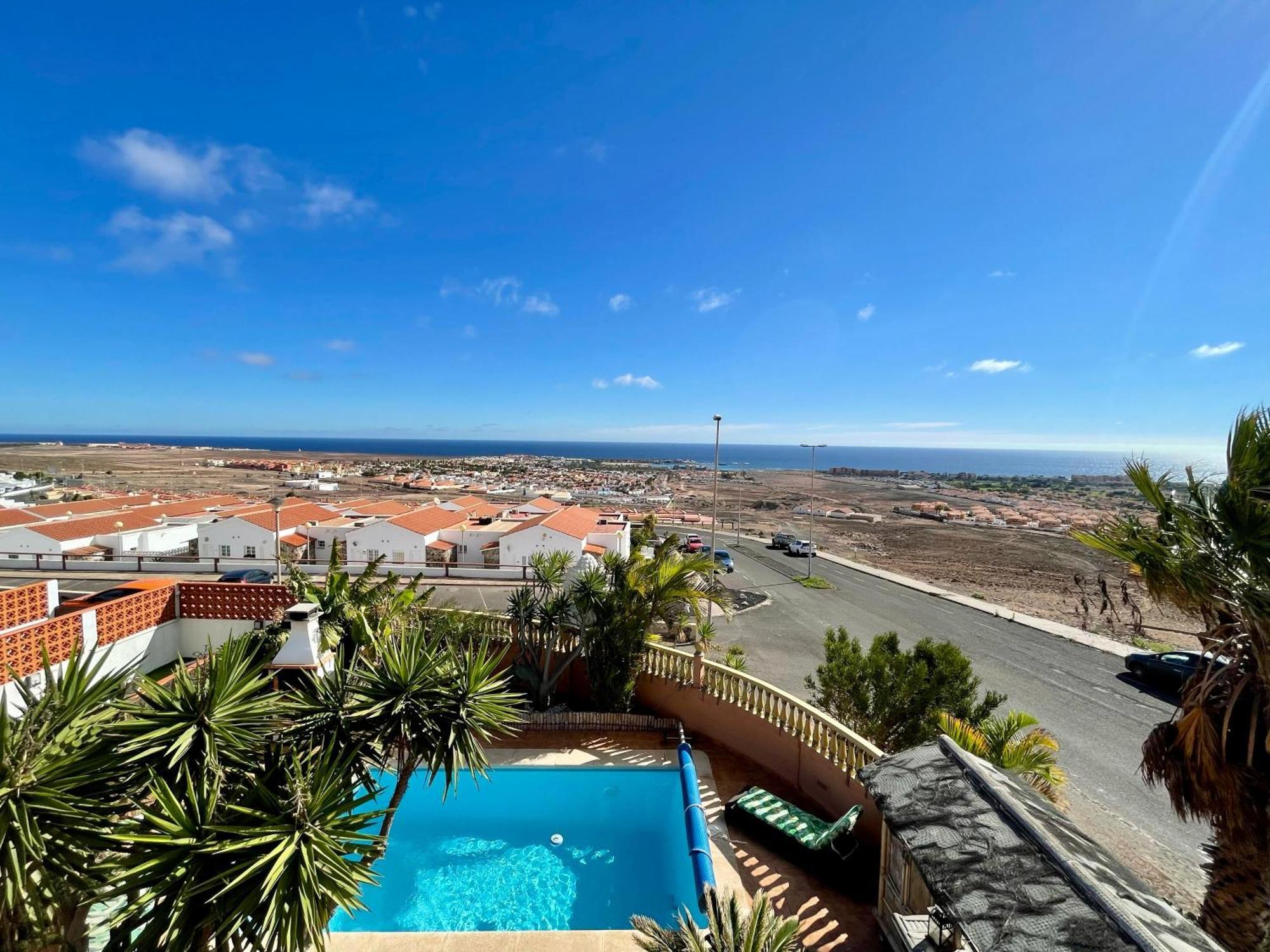 Zen Piscina Y Jacuzzi Villa *