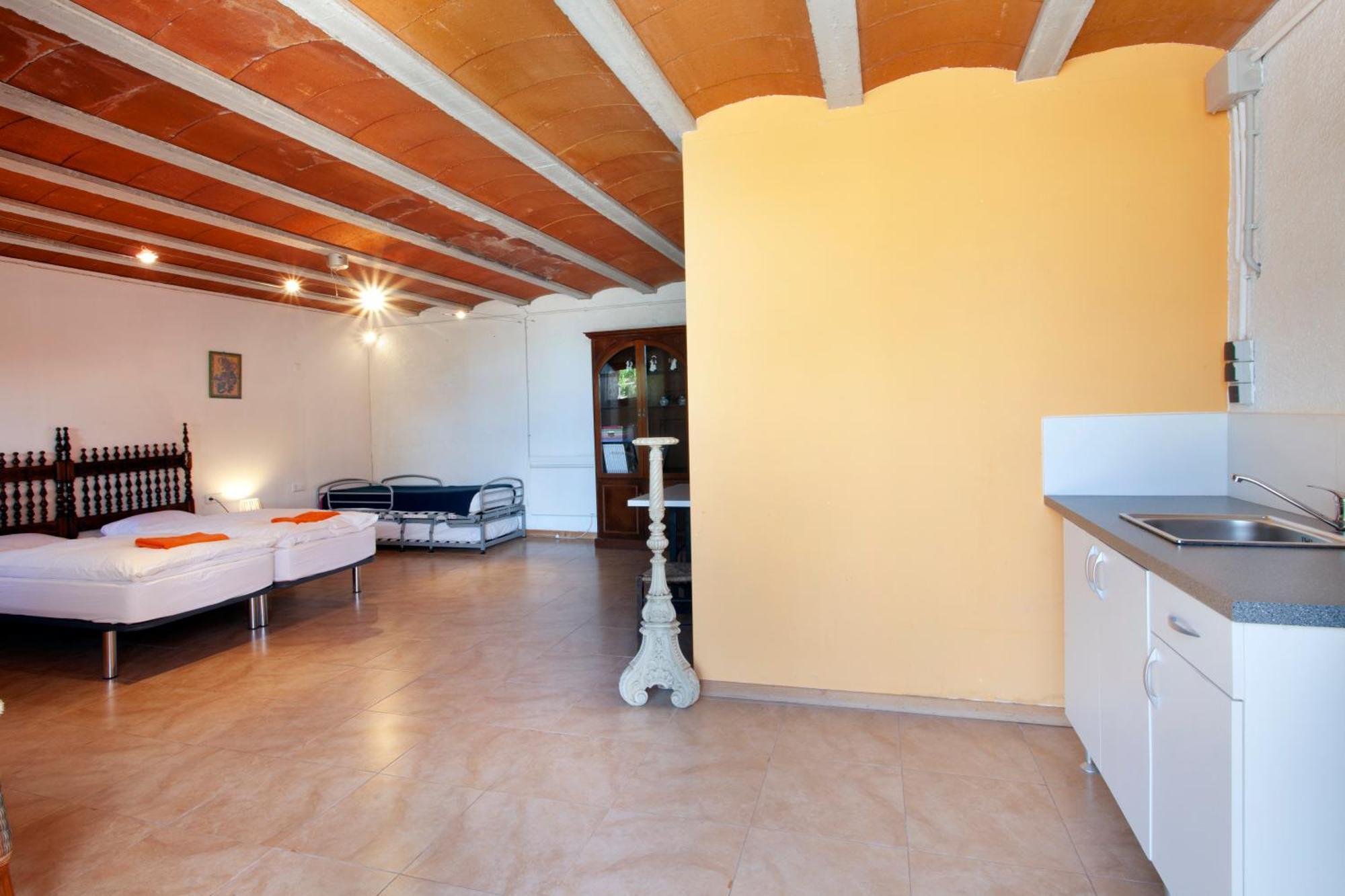 Guest house Aaccent - Prenafeta Montblanc