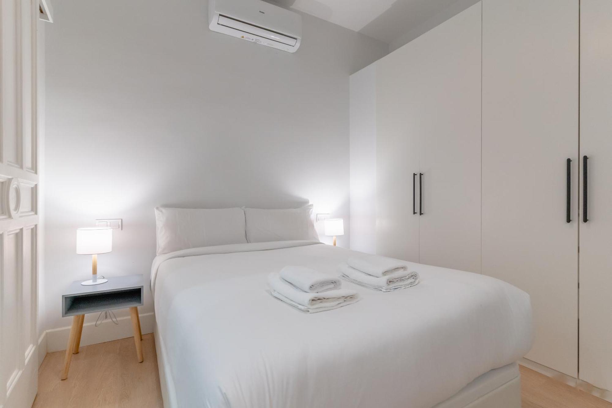 Apartment Cozy And Central-1bd 1bth- Cortes Madrid