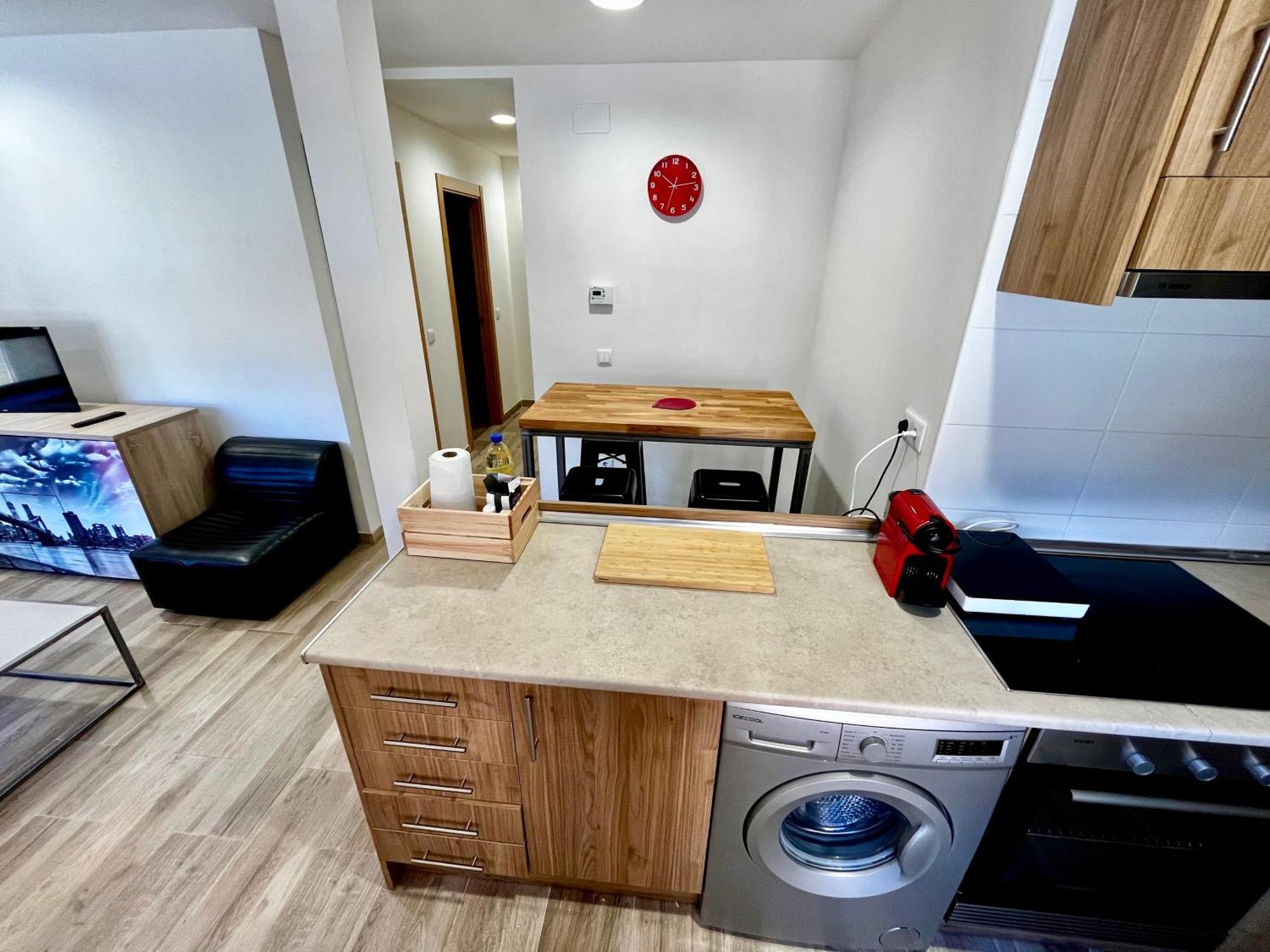 Lotila Flats L'infiestu Apartamento Infiesto