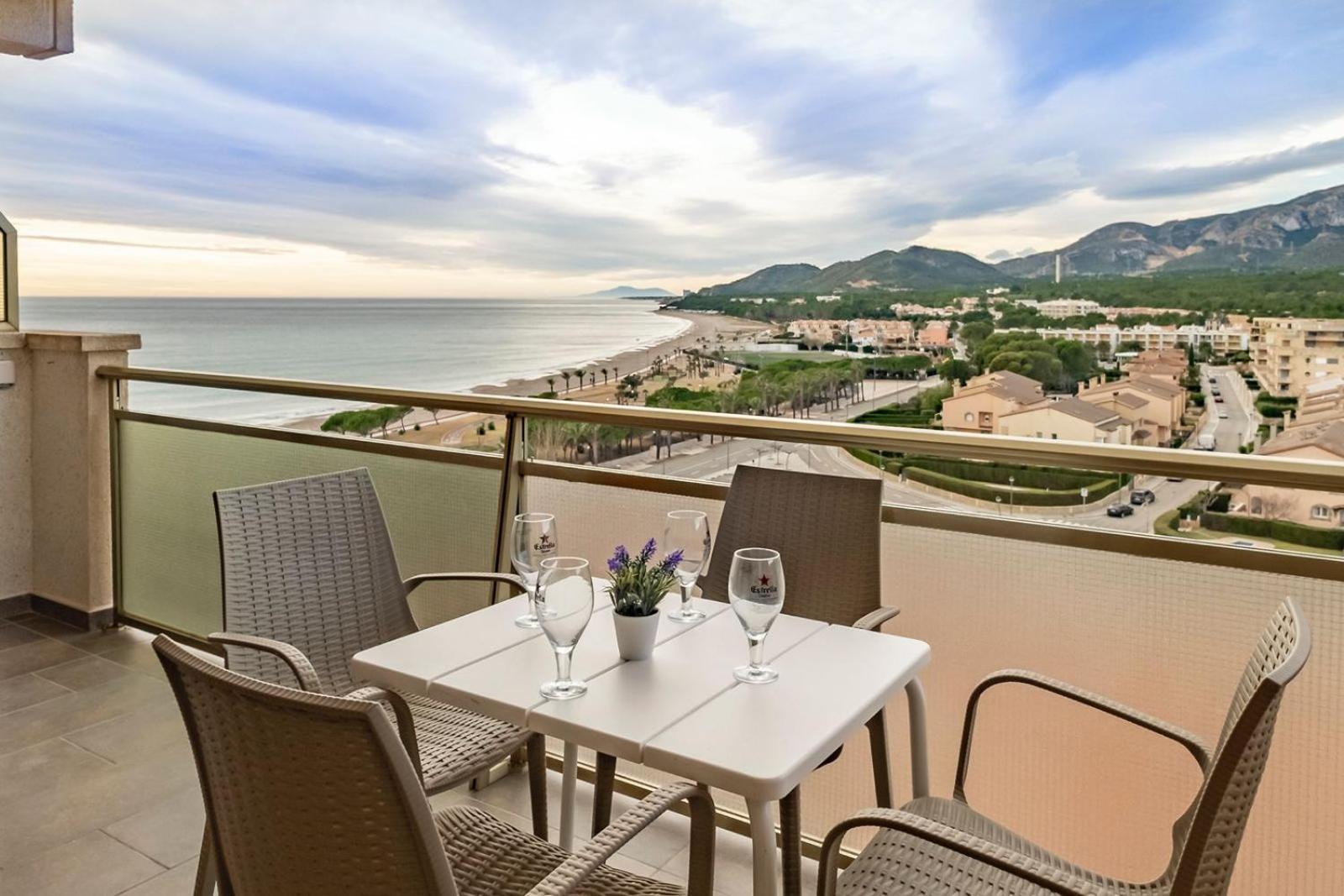 Apartamento Con Terraza, Vistas Playa Y Montaña *