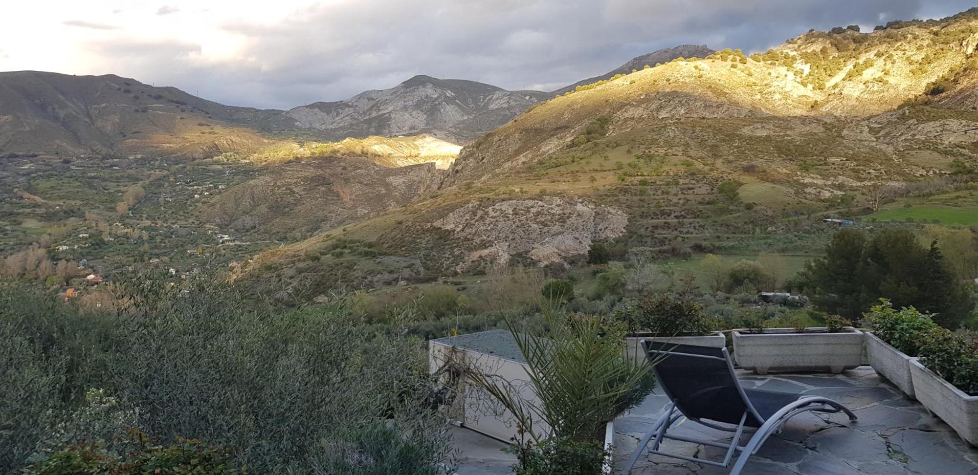 La Almunia Del Valle 3*