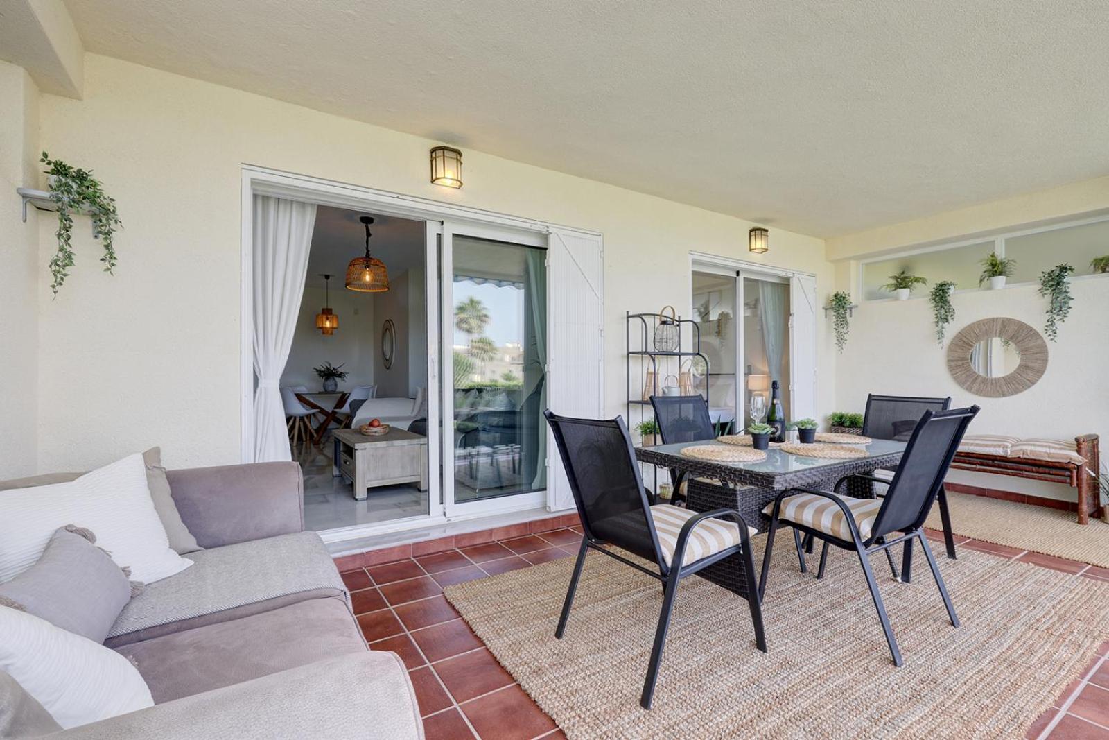 La Cala Gorgeous 2 Bedroom With Stunning Gardens, Pools And Sea Views *