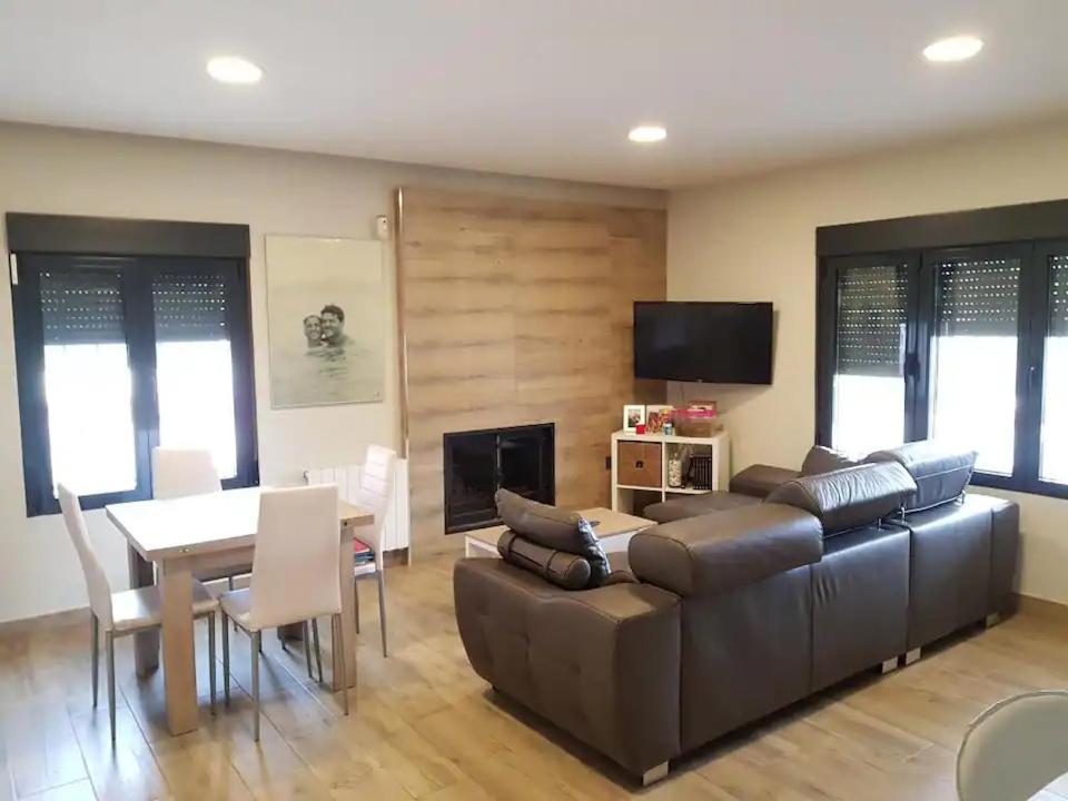 Independiente En Zona Residencial Rural Holiday home *
