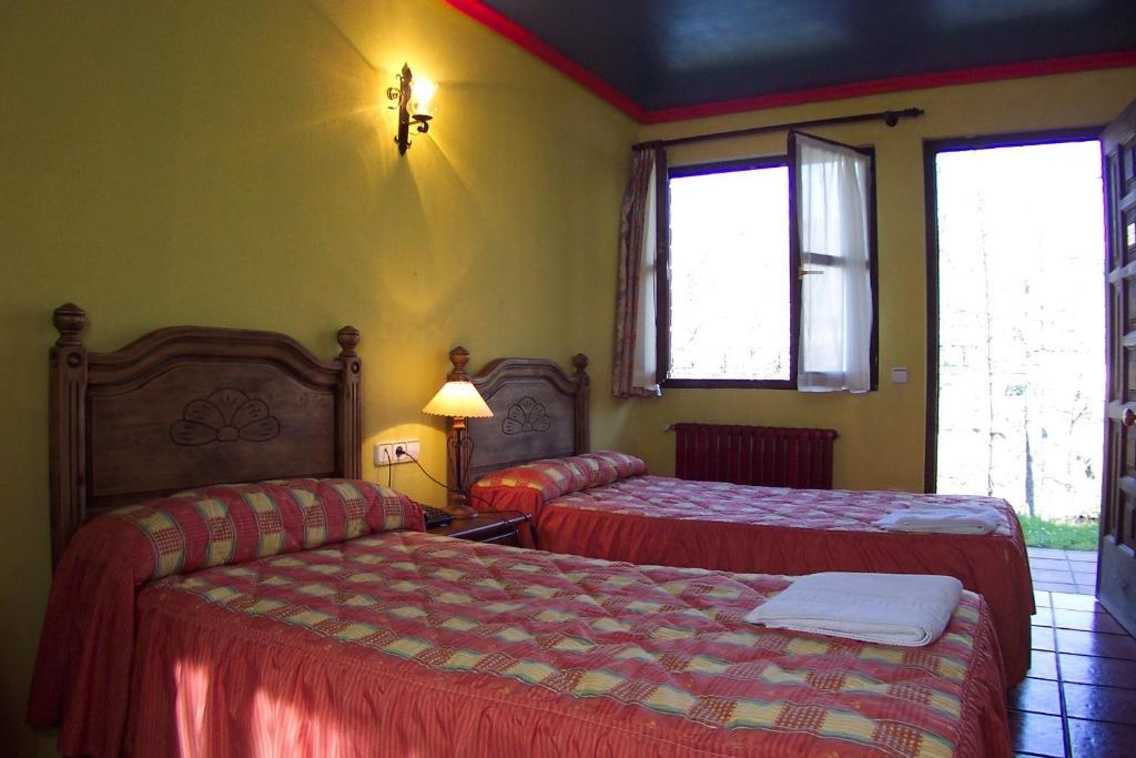 Conjunto Hotelero La Pasera 2*