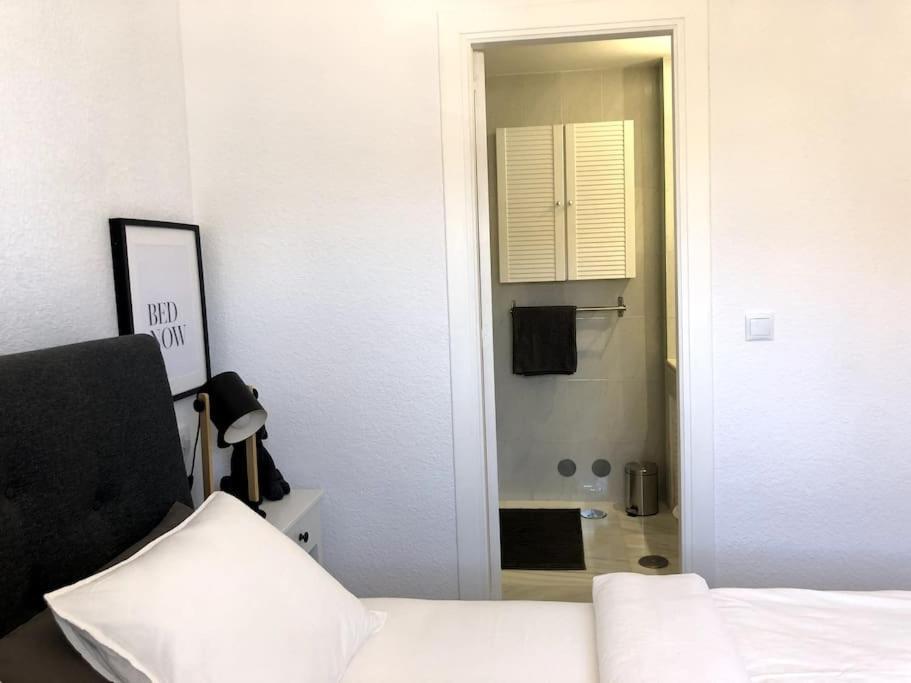 Apartment Neu Renovierte, Moderne In Strandnaehe Almunecar