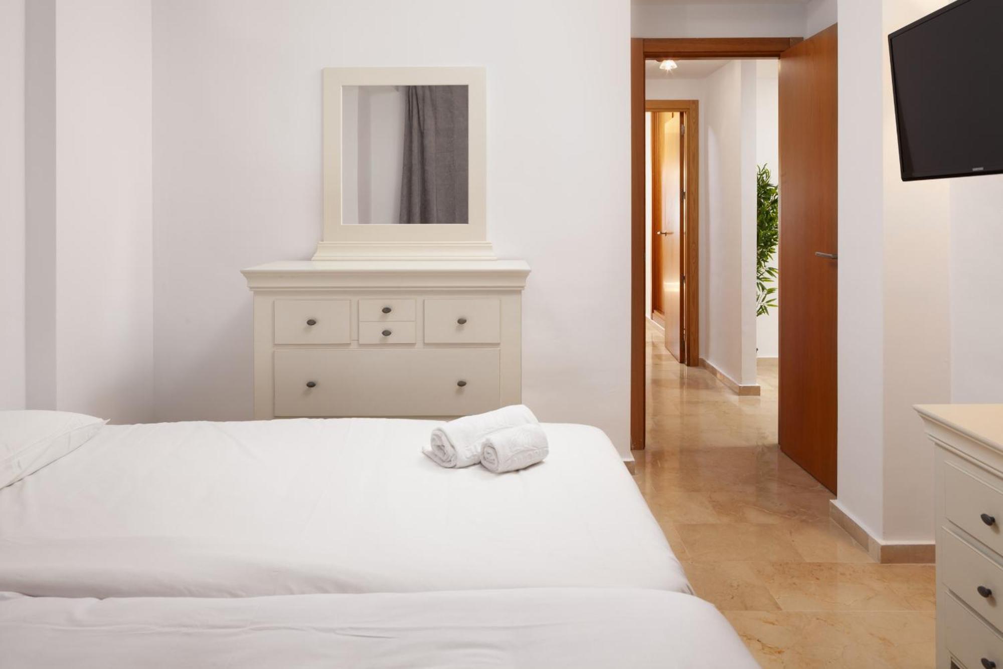 Malibu Mansions By The By Alfresco * El Faro