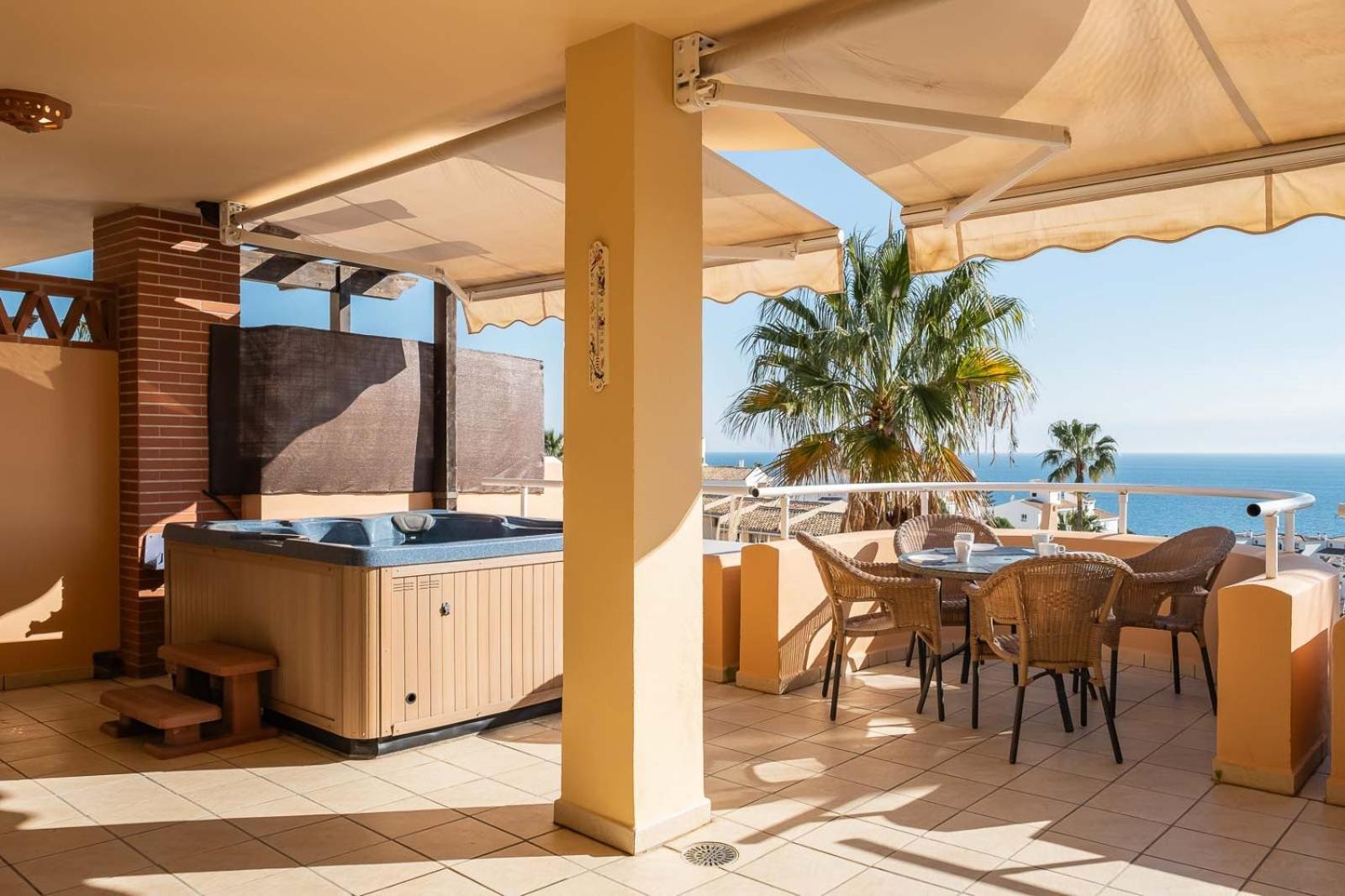 Malibu Mansions By The By Alfresco Apartamento El Faro