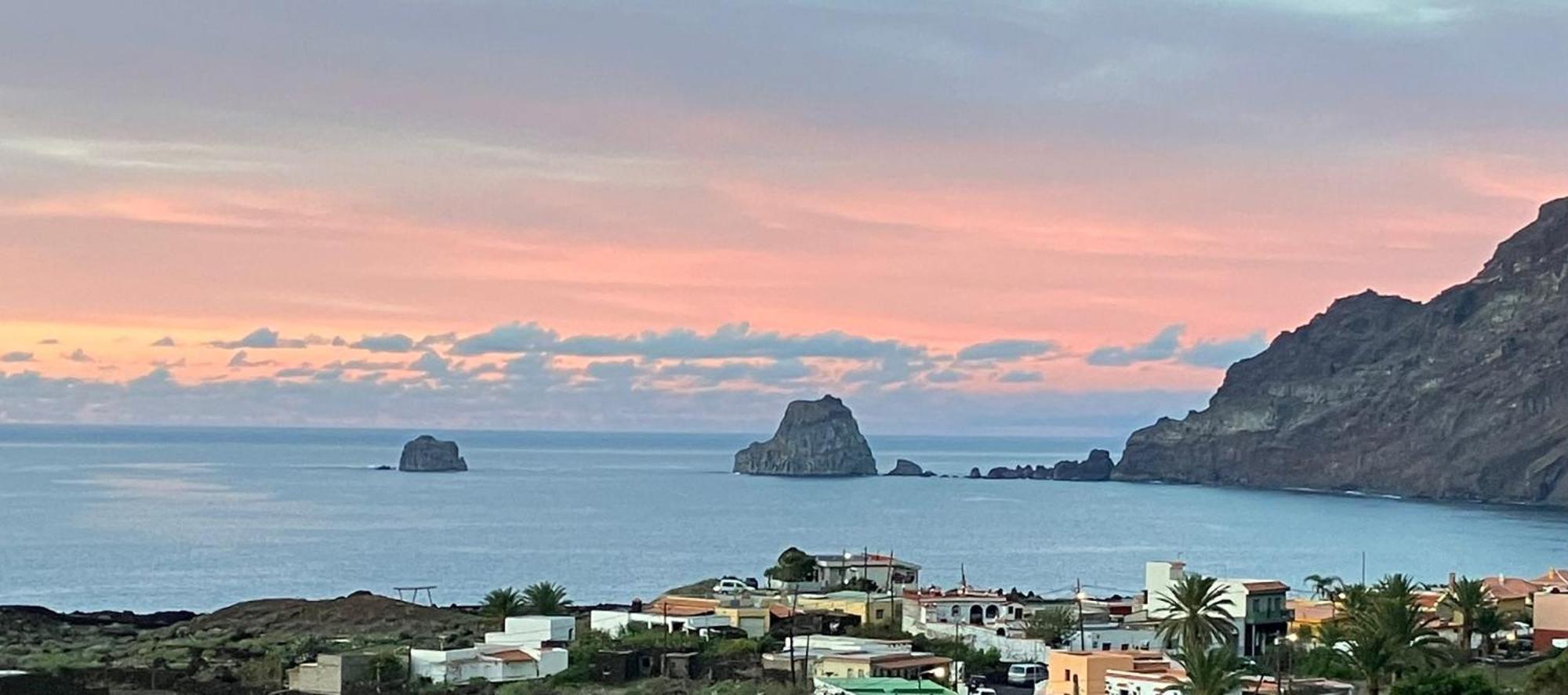 Casa Nela. Rural Y Acogedora En Puntas El Hierro La Frontera