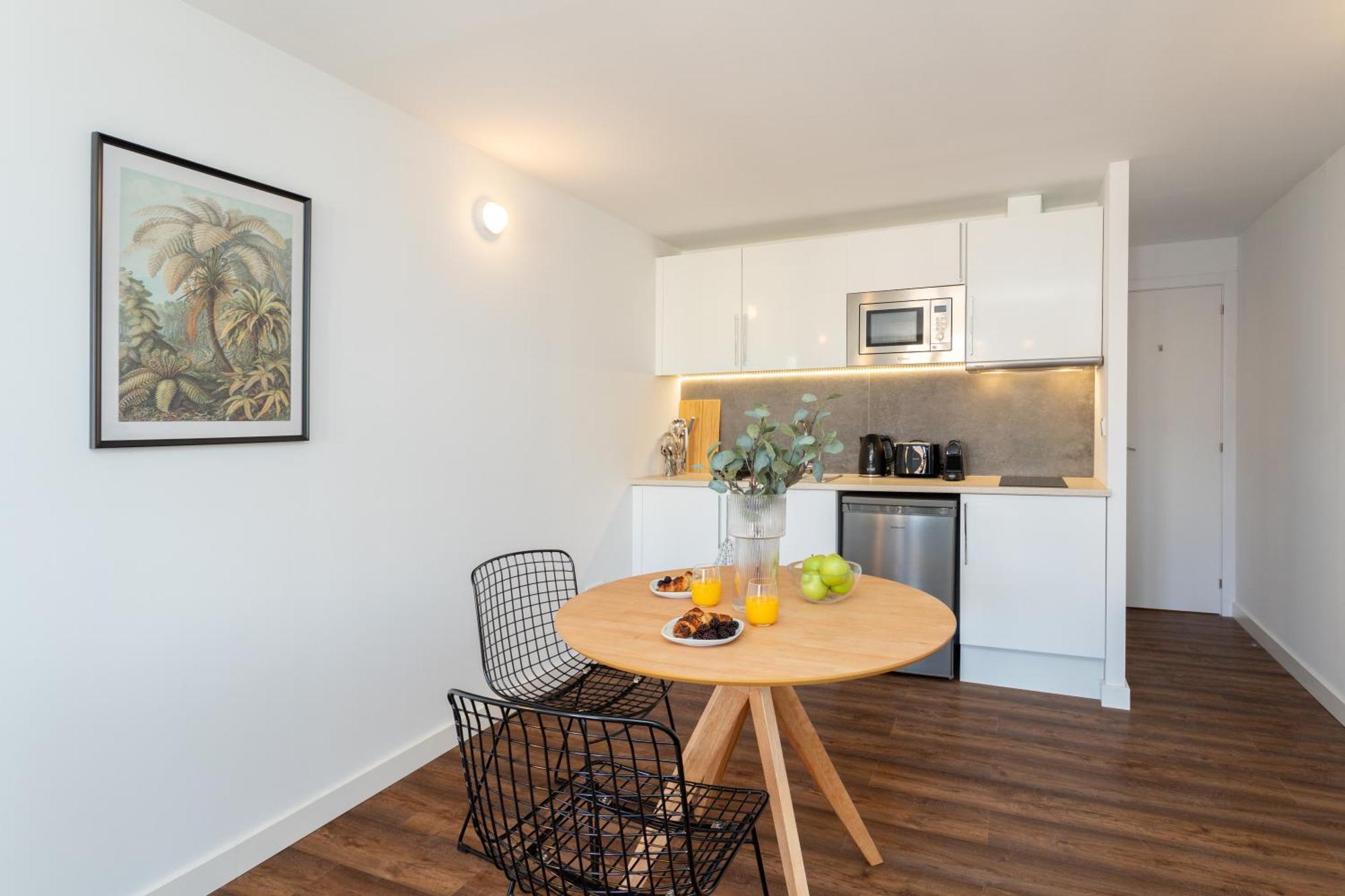 Apartment Design Suites Bcn Old Town *