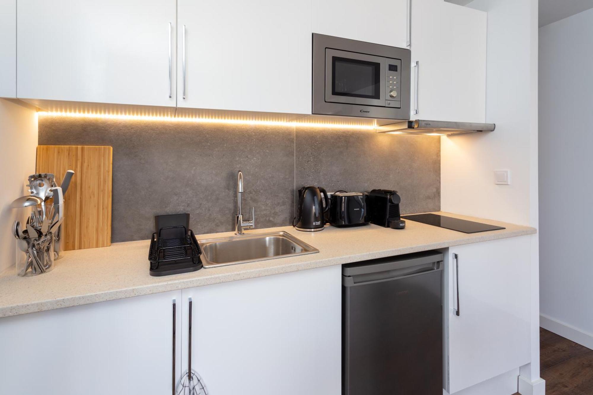 Apartment Design Suites Bcn Old Town *