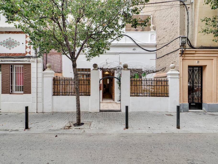 Casa Jasmin Cosy 4 Bedroom House With Terrace * L'Hospitalet de Llobregat