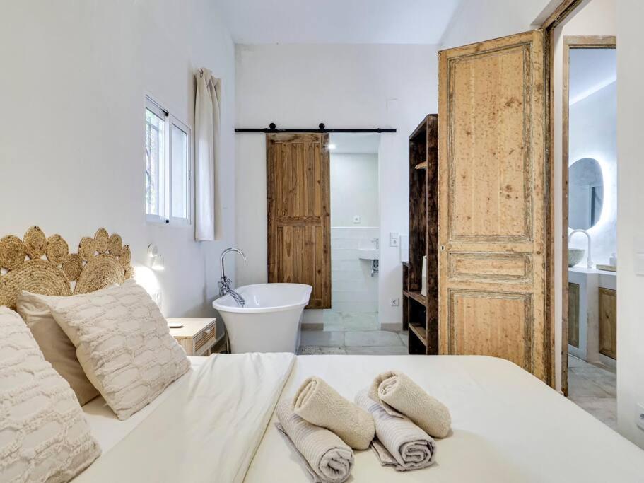 Casa Jasmin Cosy 4 Bedroom House With Terrace L'Hospitalet de Llobregat
