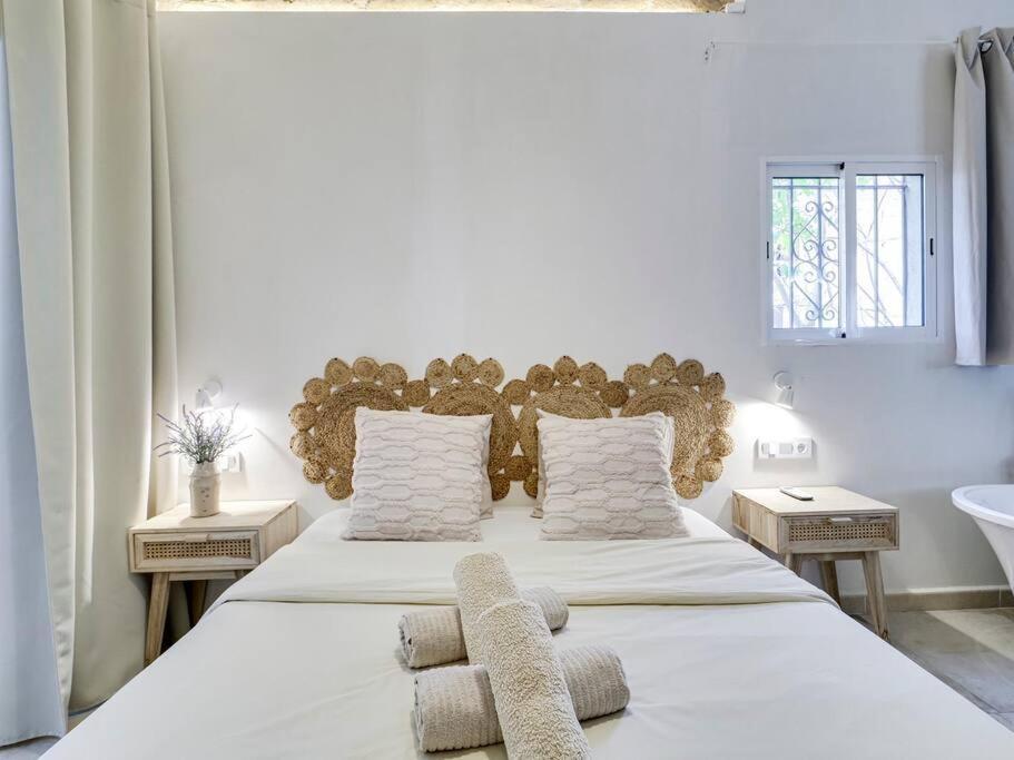 Casa Jasmin Cosy 4 Bedroom House With Terrace *