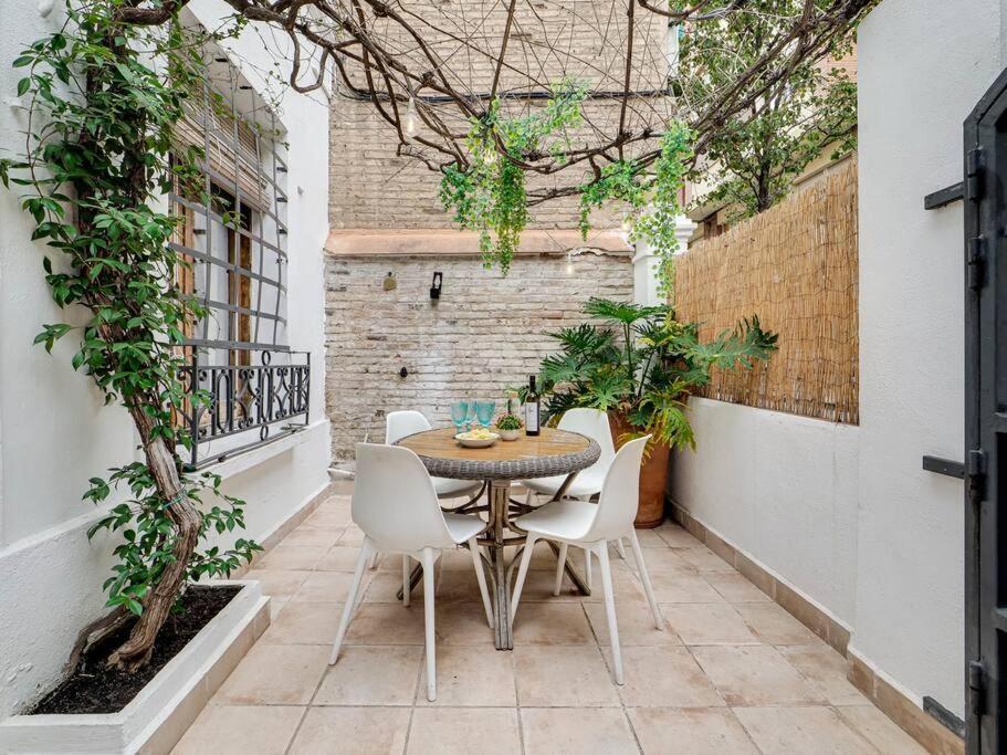 Casa Jasmin Cosy 4 Bedroom House With Terrace * L'Hospitalet de Llobregat