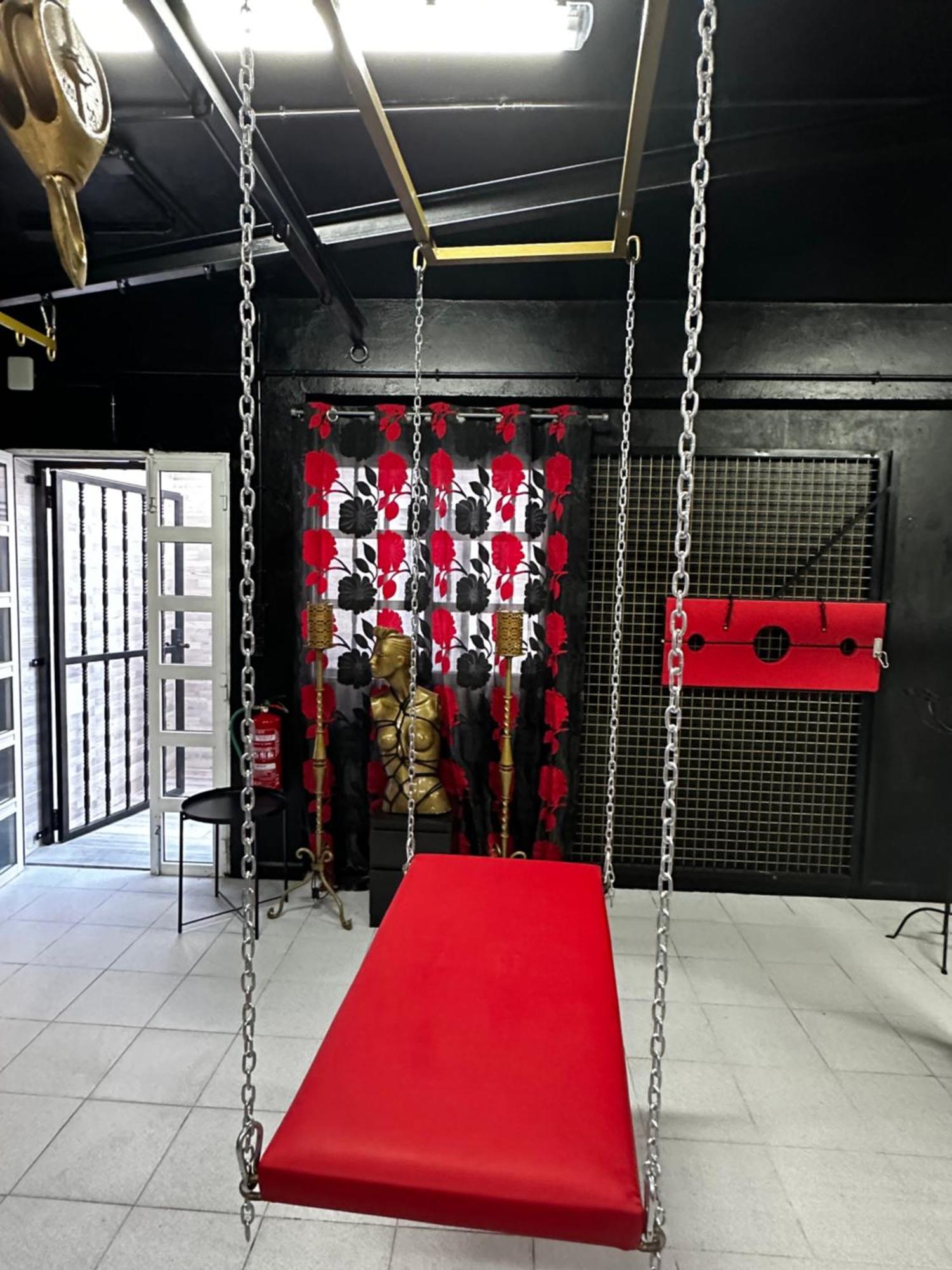 Paradise - Fkk Swinger & Nudist Couples Only Hotel del amor 4*