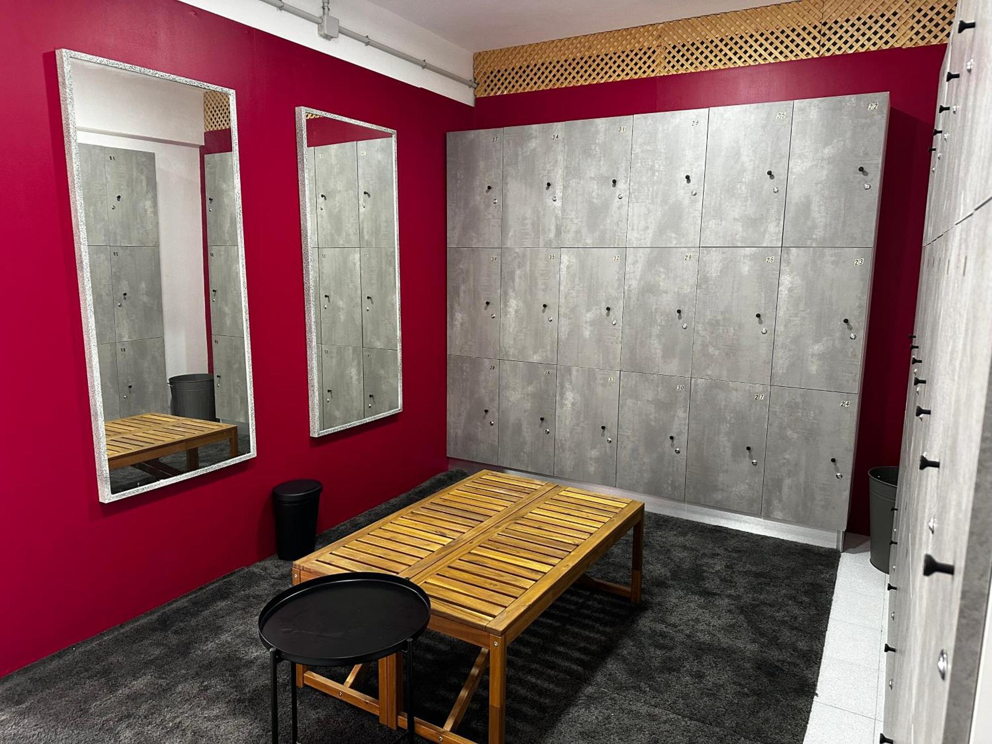 Paradise - Fkk Swinger & Nudist Couples Only Hotel del amor 4*