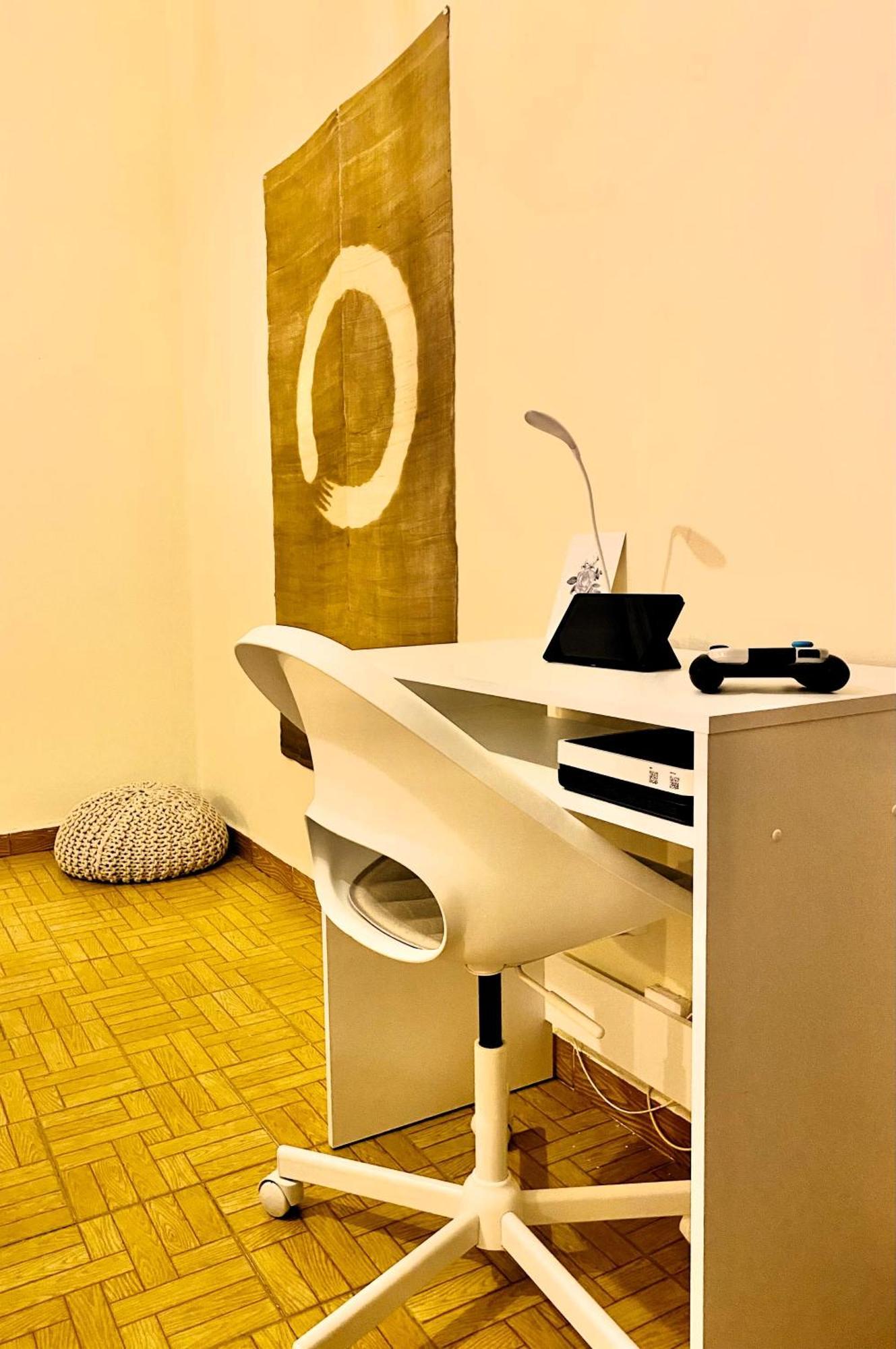 Amplio Con Dos Patios *