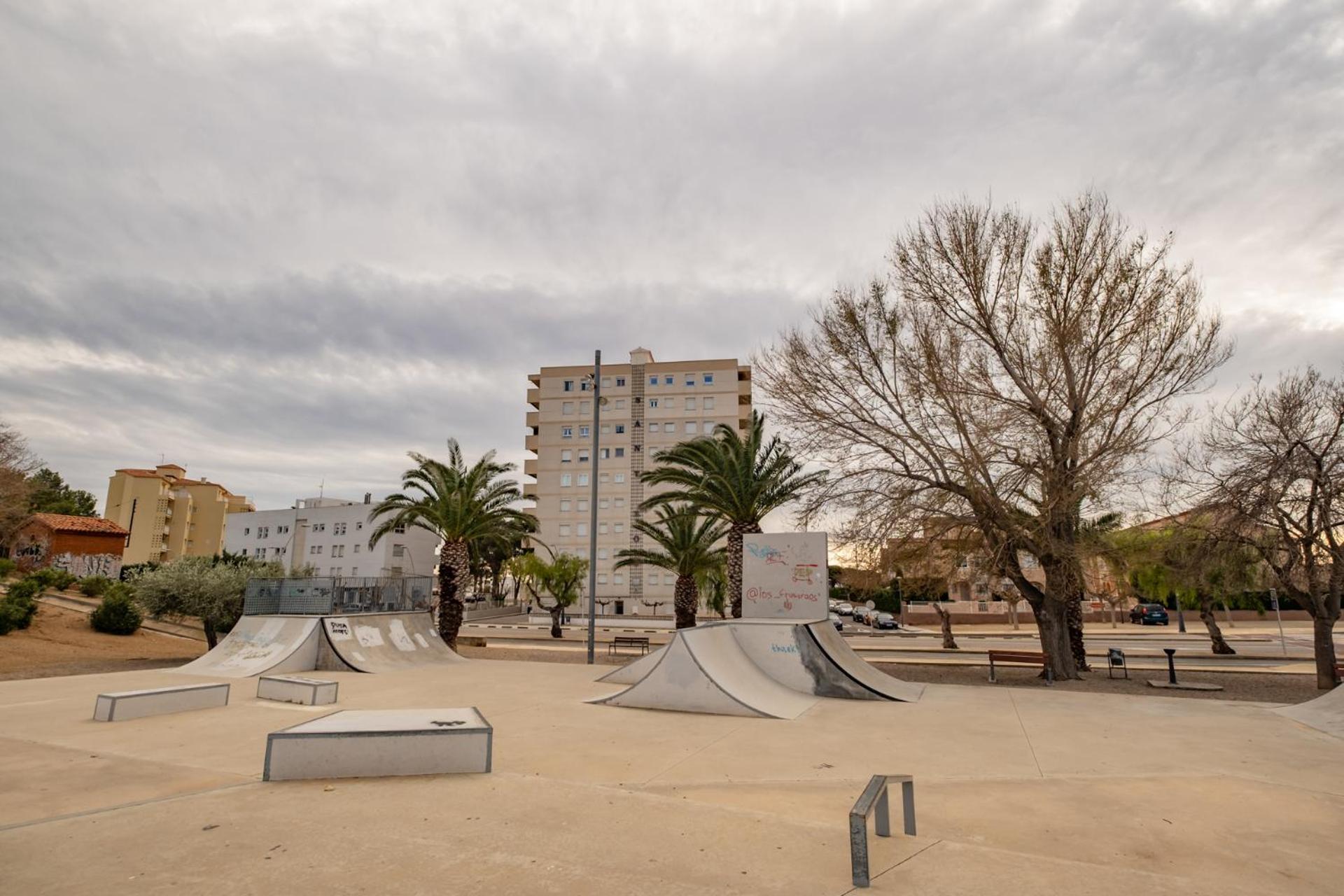 Apartamento Con Terraza, Vistas Playa Y Montaña *