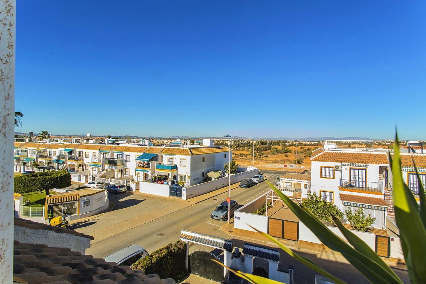 078 Views- Alicante Apartment