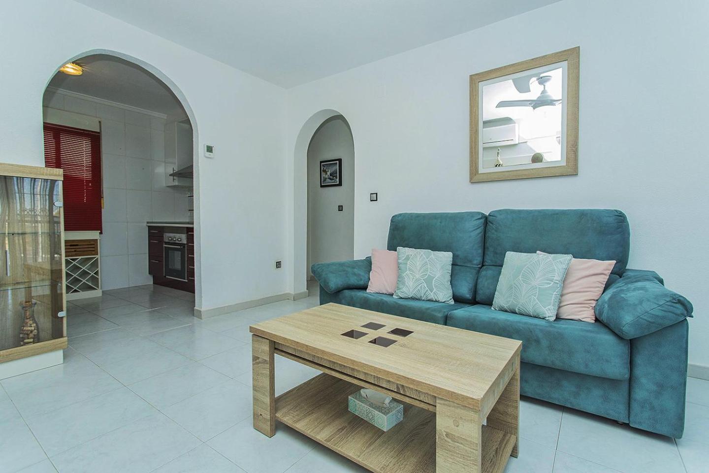 078 Views- Alicante Apartment