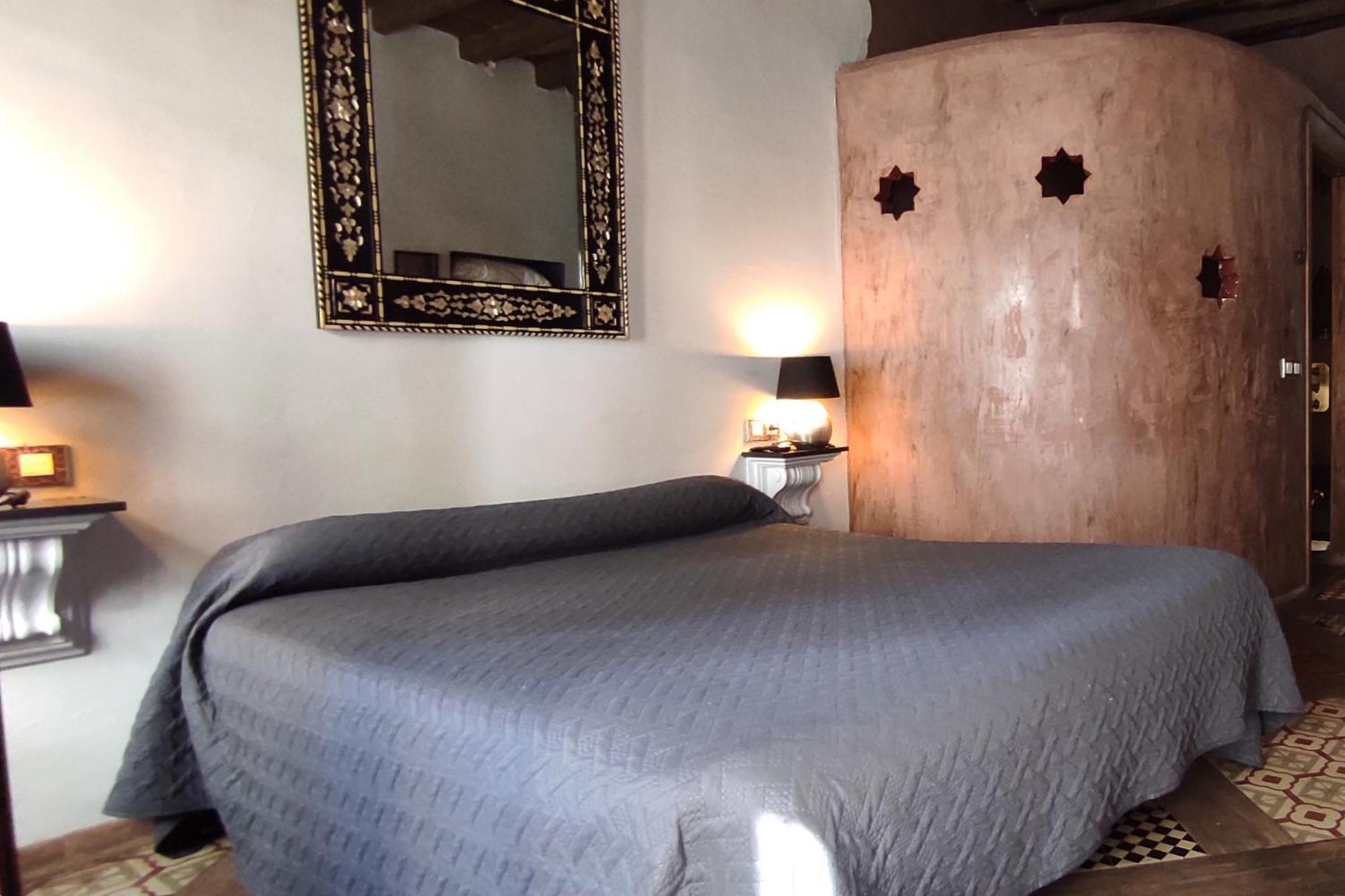 Hotel La Boheme 2*