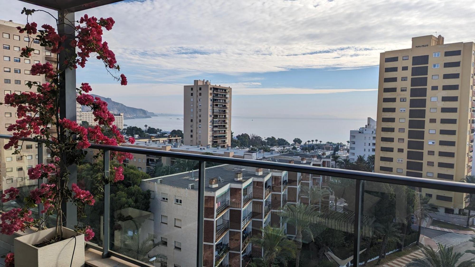 Apartamento Atico Palmeral Almería