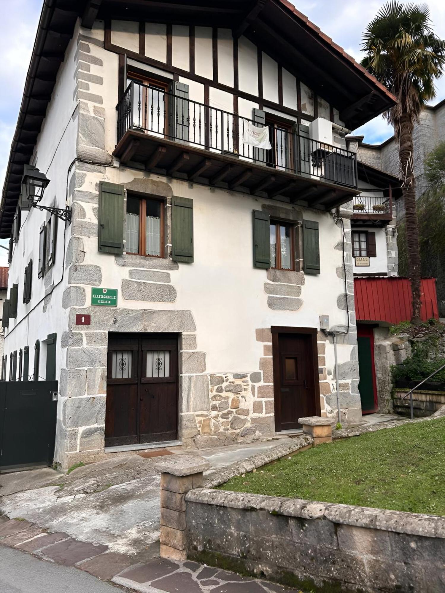 Apartamento Apto Elizag-1 Lesaka