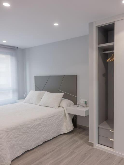 Sakura Homes Centro 8 Plazas Apartment Ponferrada