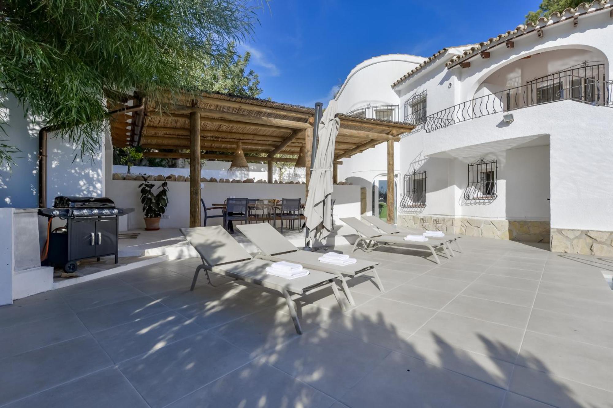 Guzman - Casa Nova Villa