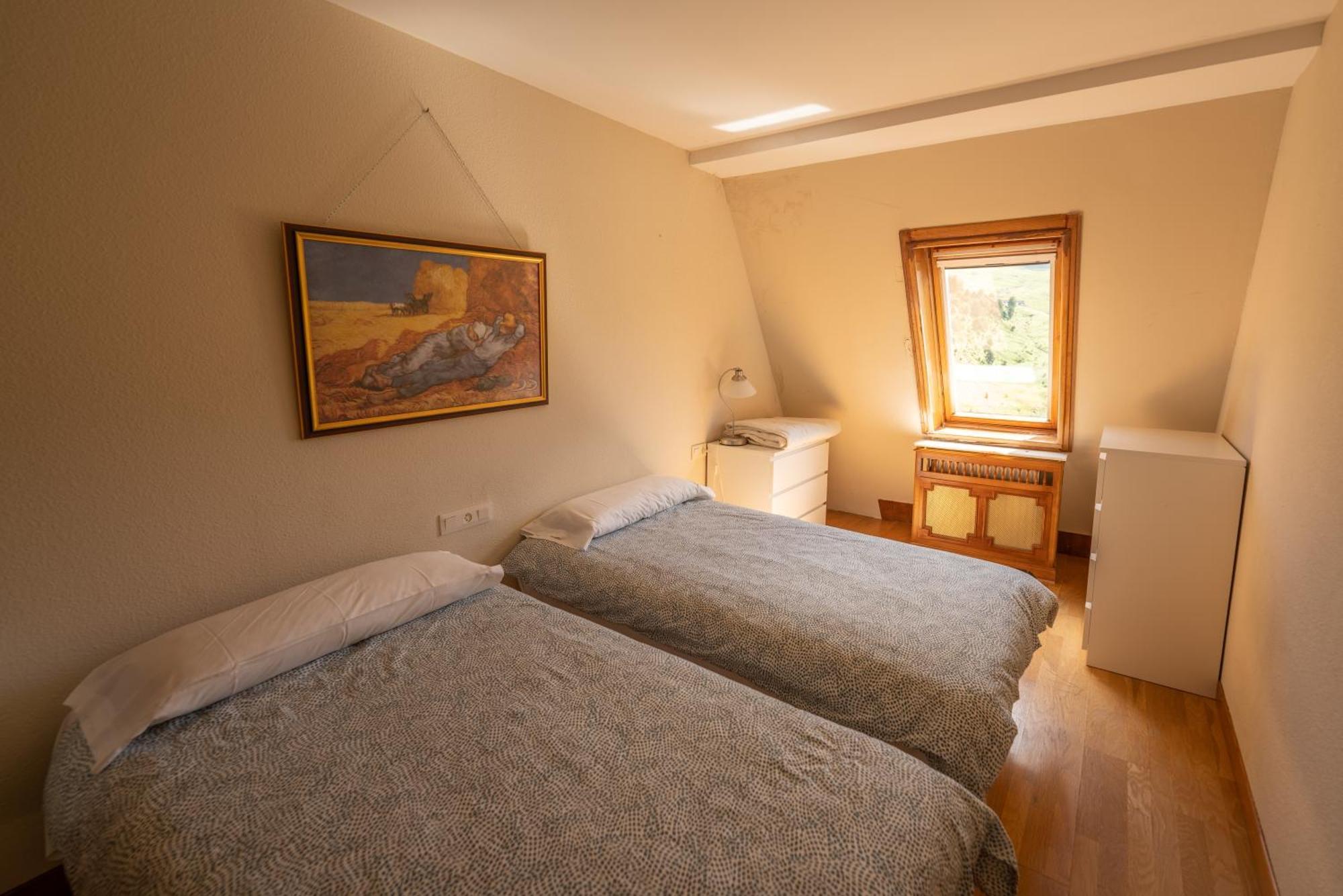 Apartamento Inmobiliaria - Admite Mascotas Formigal