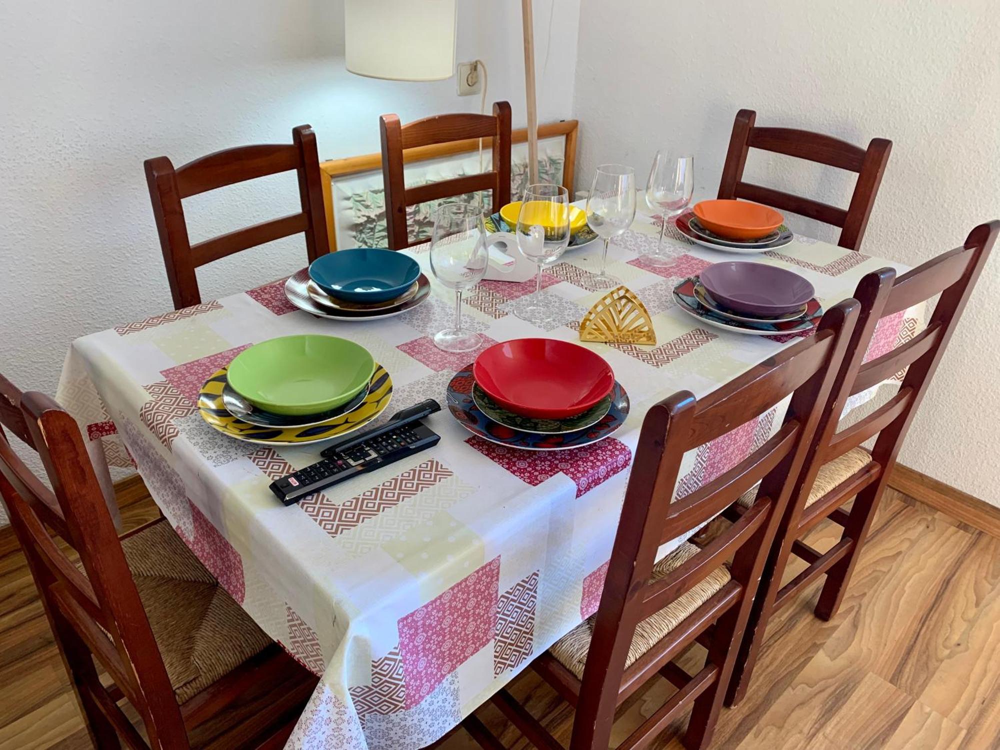 Inmobiliaria - Admite Mascotas Apartamento *