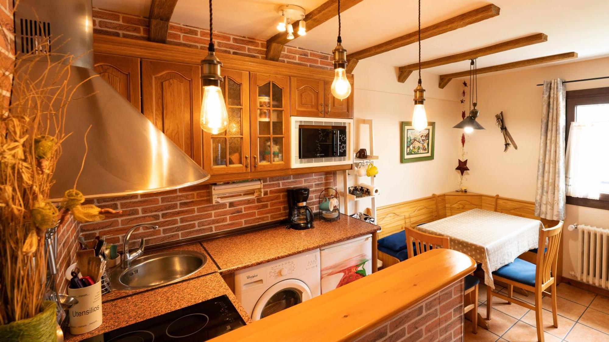 Inmobiliaria - Admite Mascotas Apartamento *