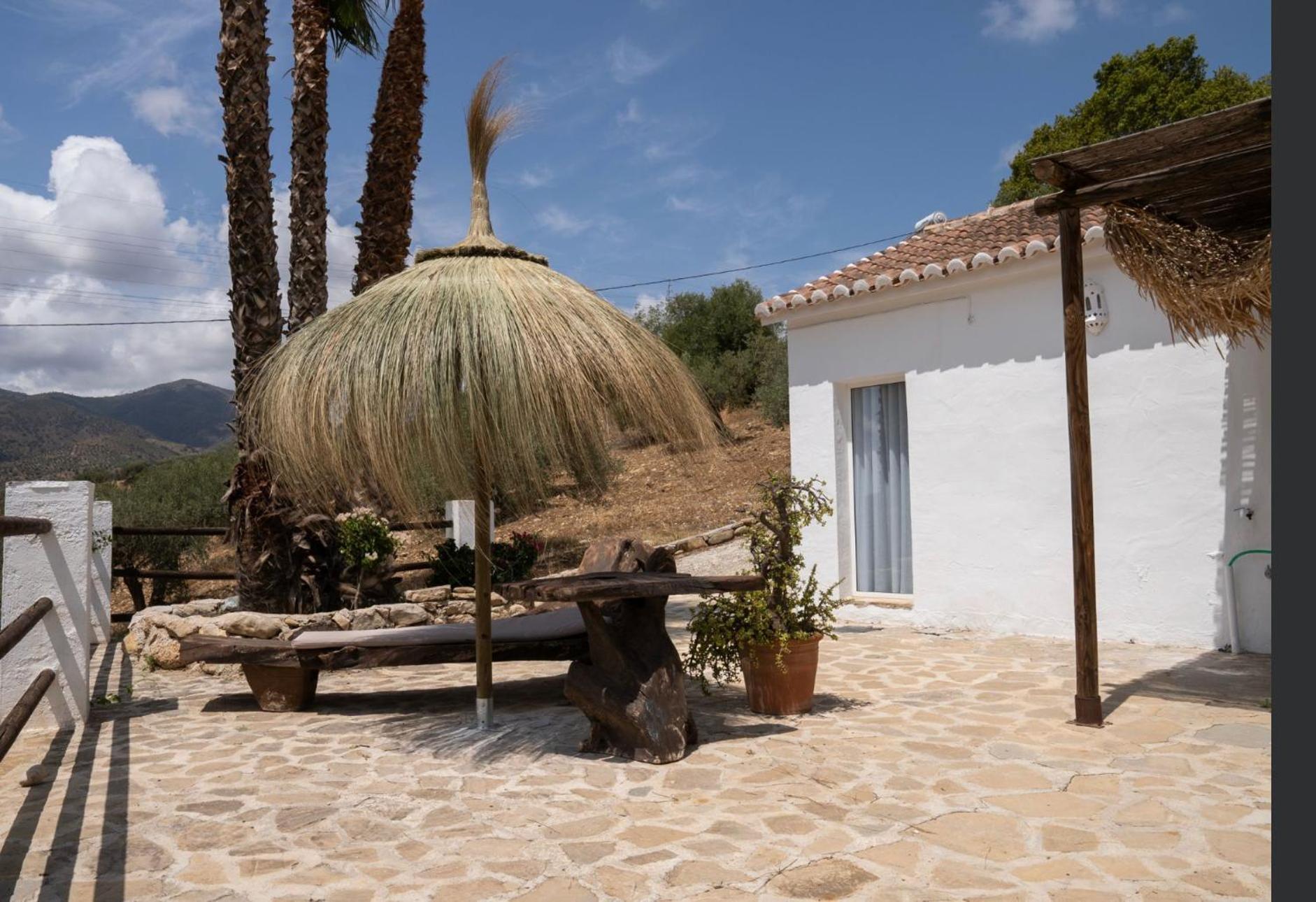 Dariana Padel & Pool Country house