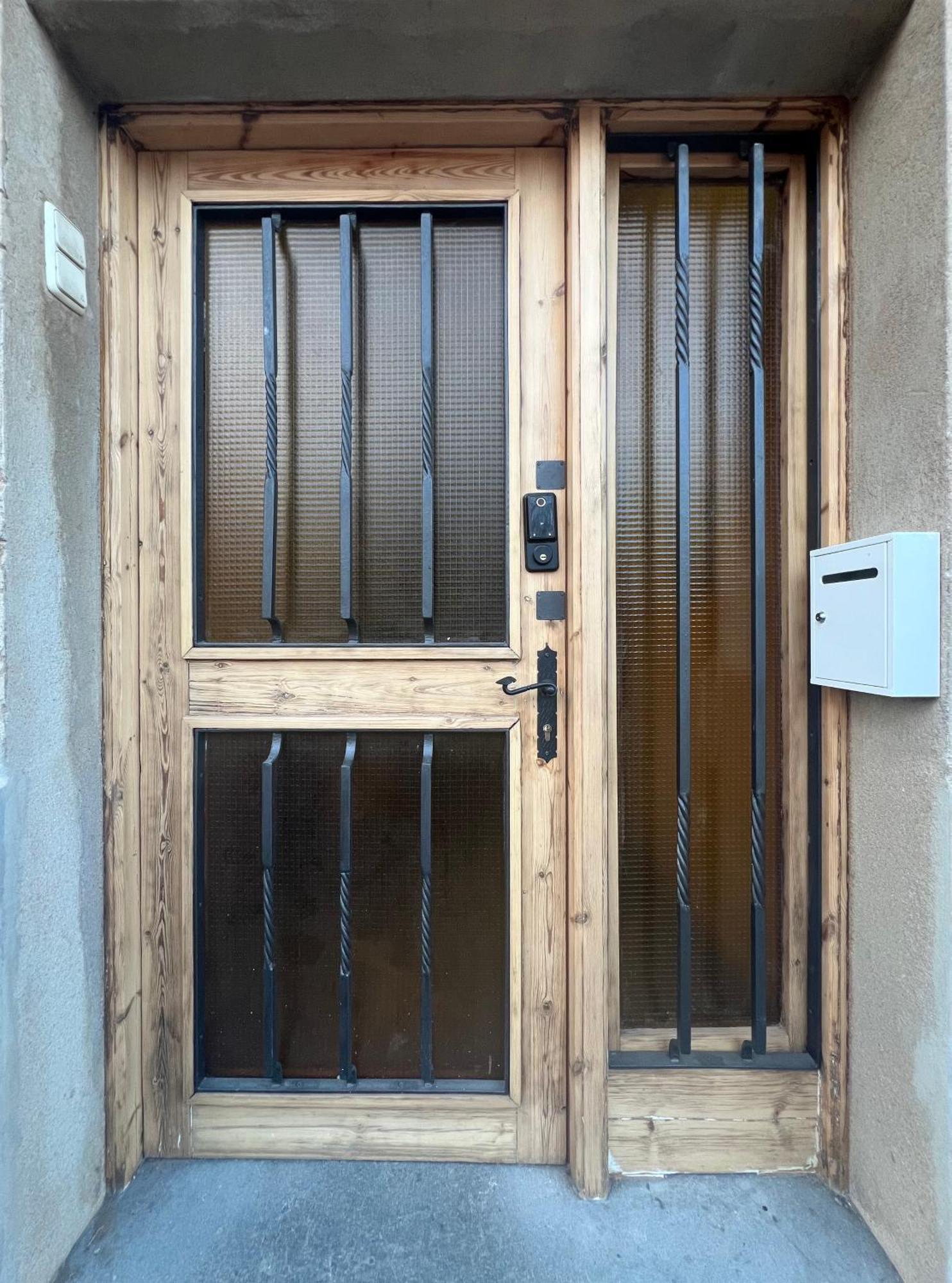Apartamento Caserna 13 - Luminoso Piso En Figueres *