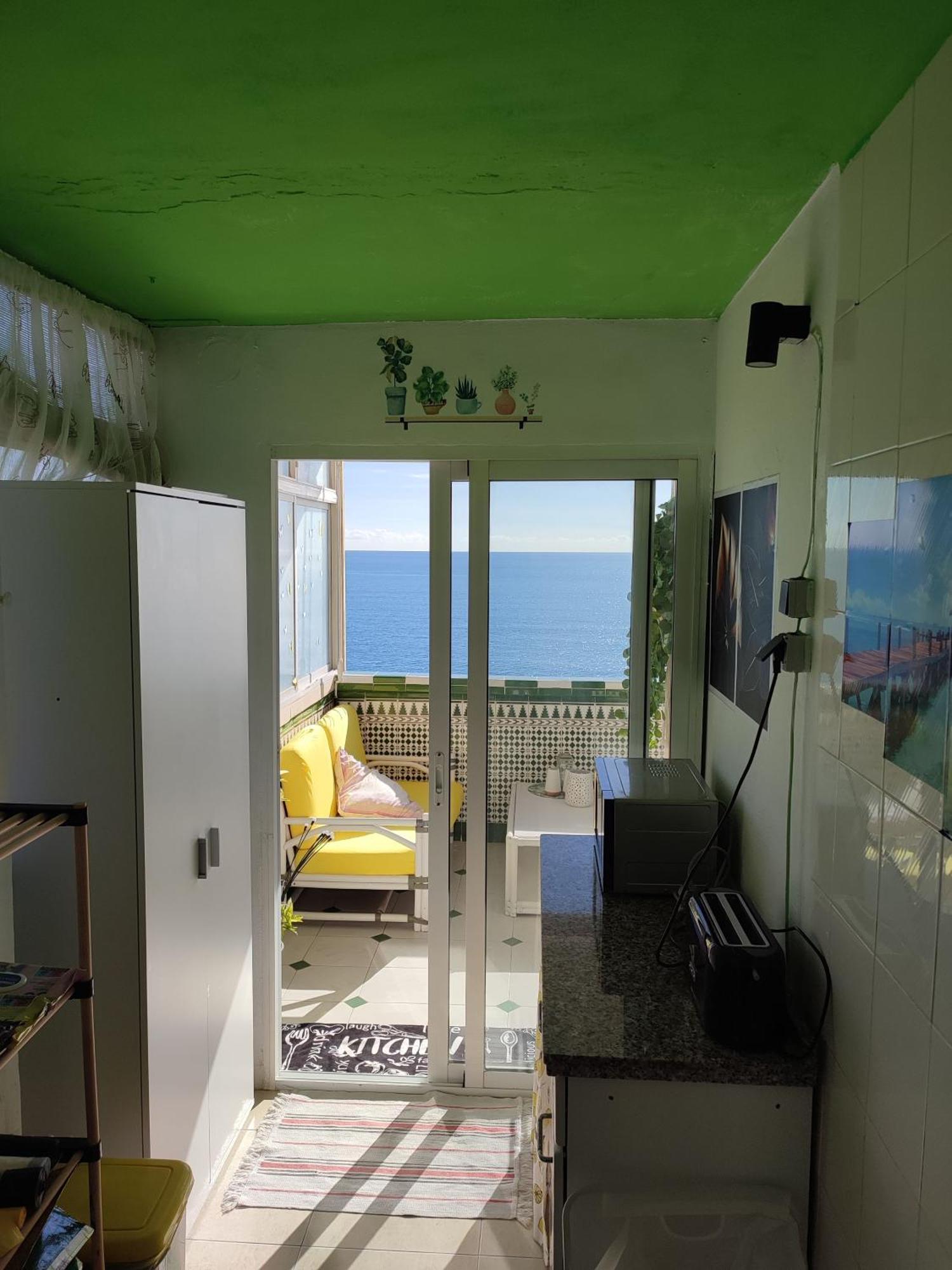 Apartment En Playa Semi-privada Benalmadena