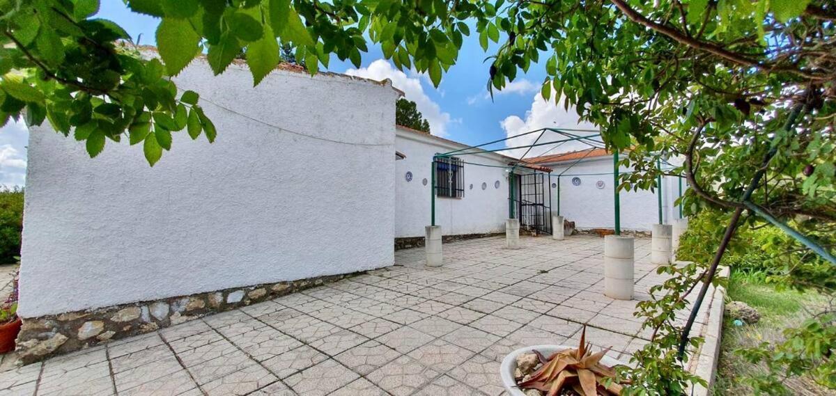 Villa En Naturaleza C/ Piscina, Jacuzzi&bbq *