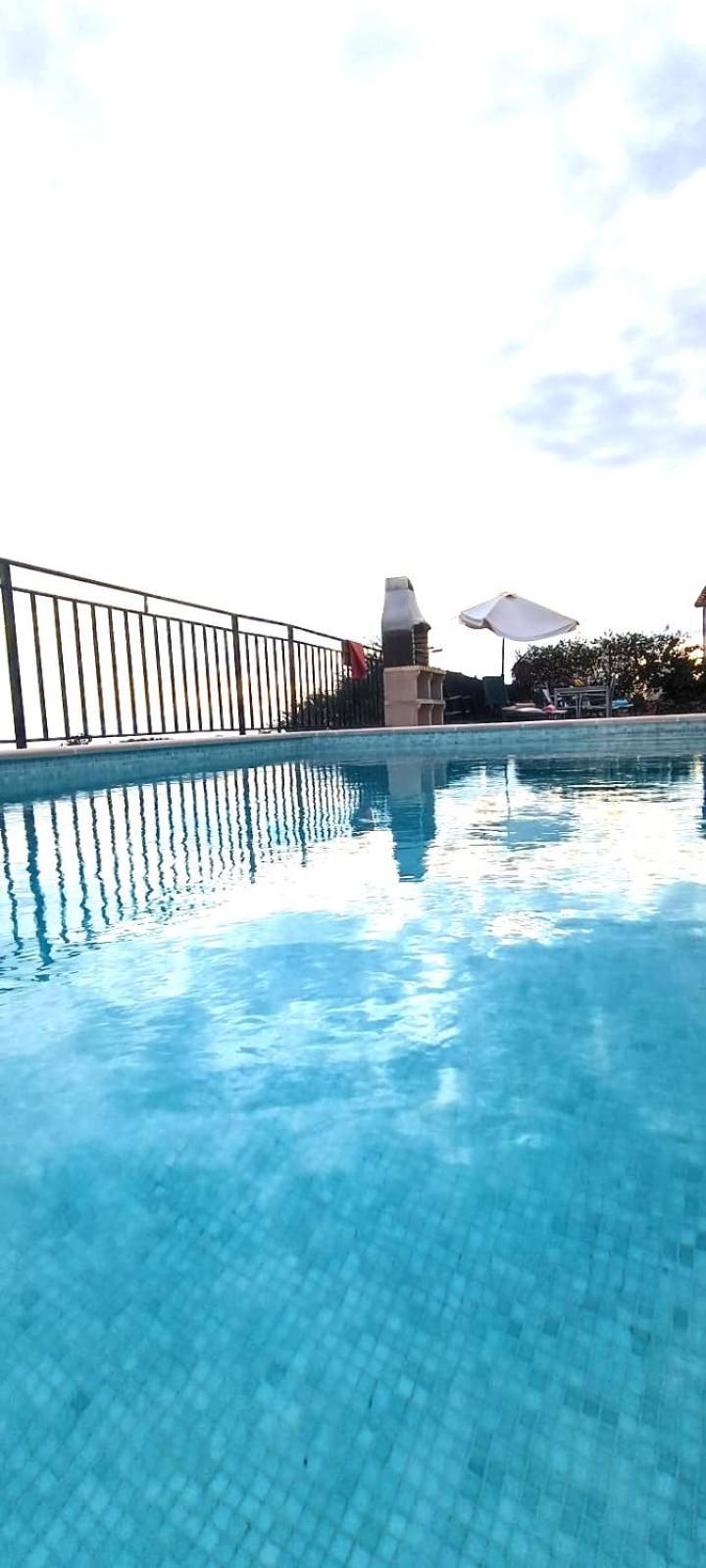 Сasa de vacaciones La Torrecica, Con Caracter Andaluz Y Magnificas Vistas Al Mar Y Sierra Nevada Salobreña