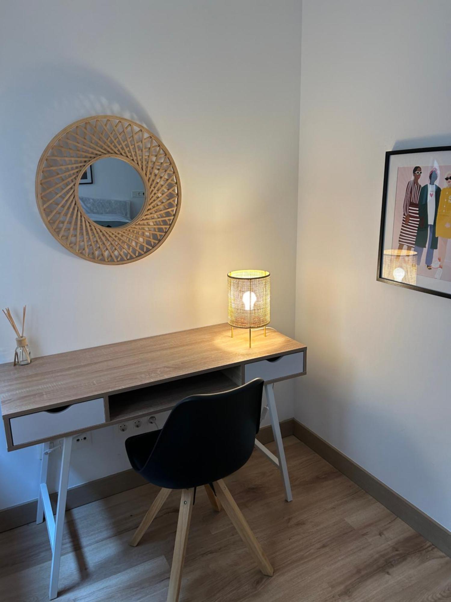 Apartamento Piso Dentro De *