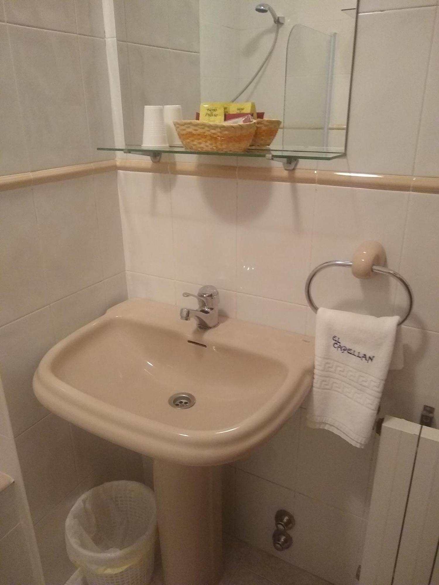 Hotel Capellan 2*