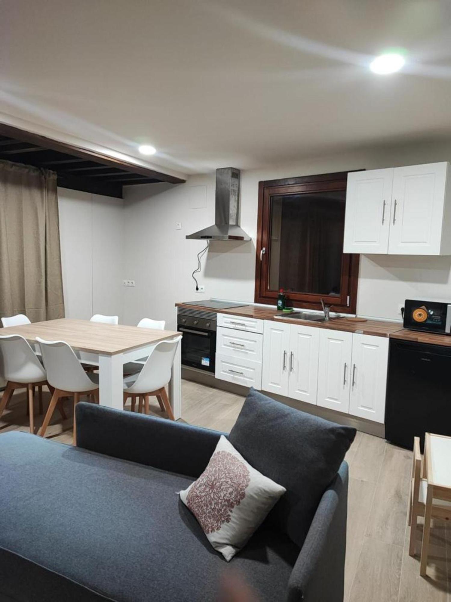 Apartment T3 Apt Nuevo En Centro *